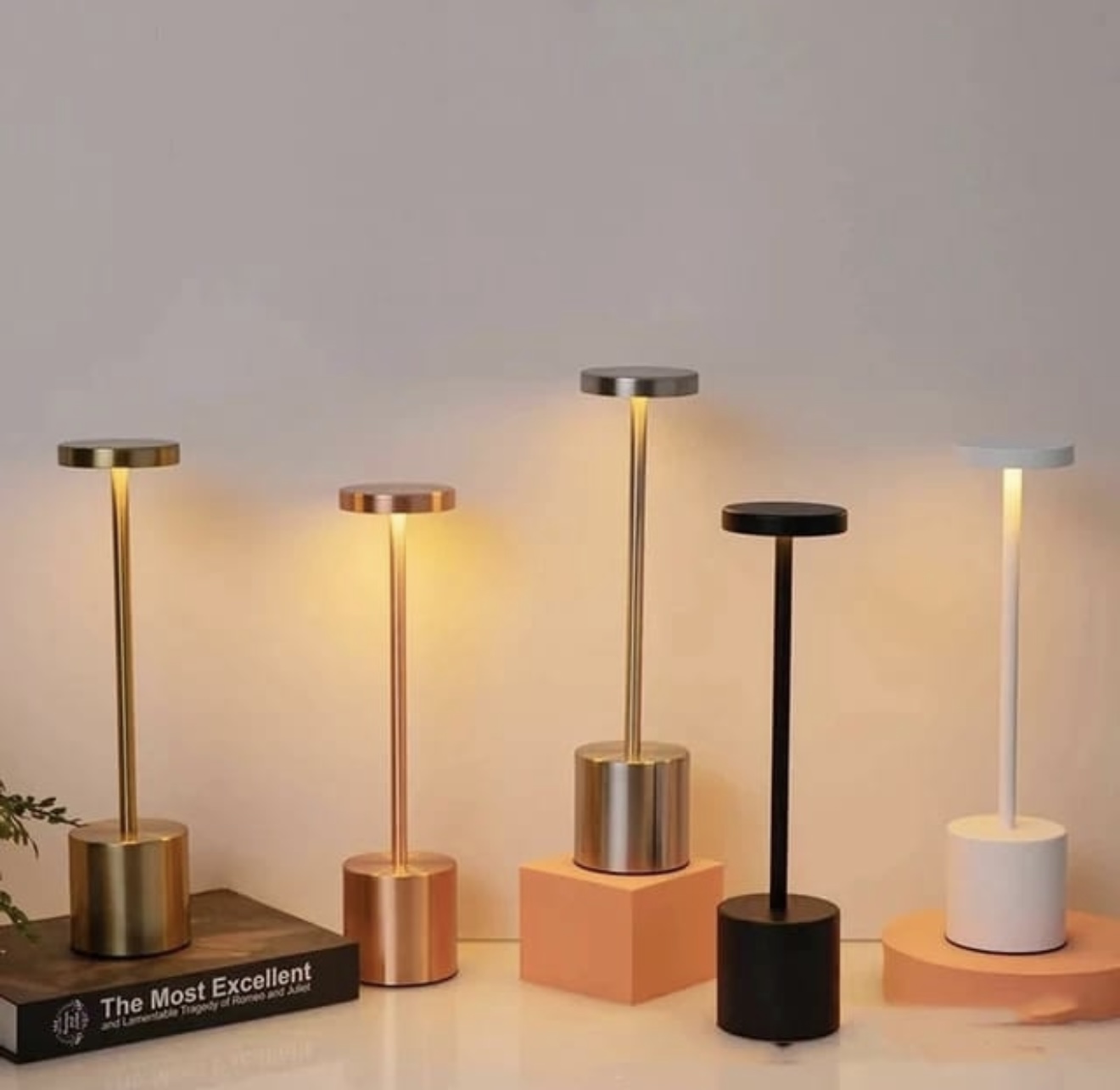 TABLE LAMP  - Image 1