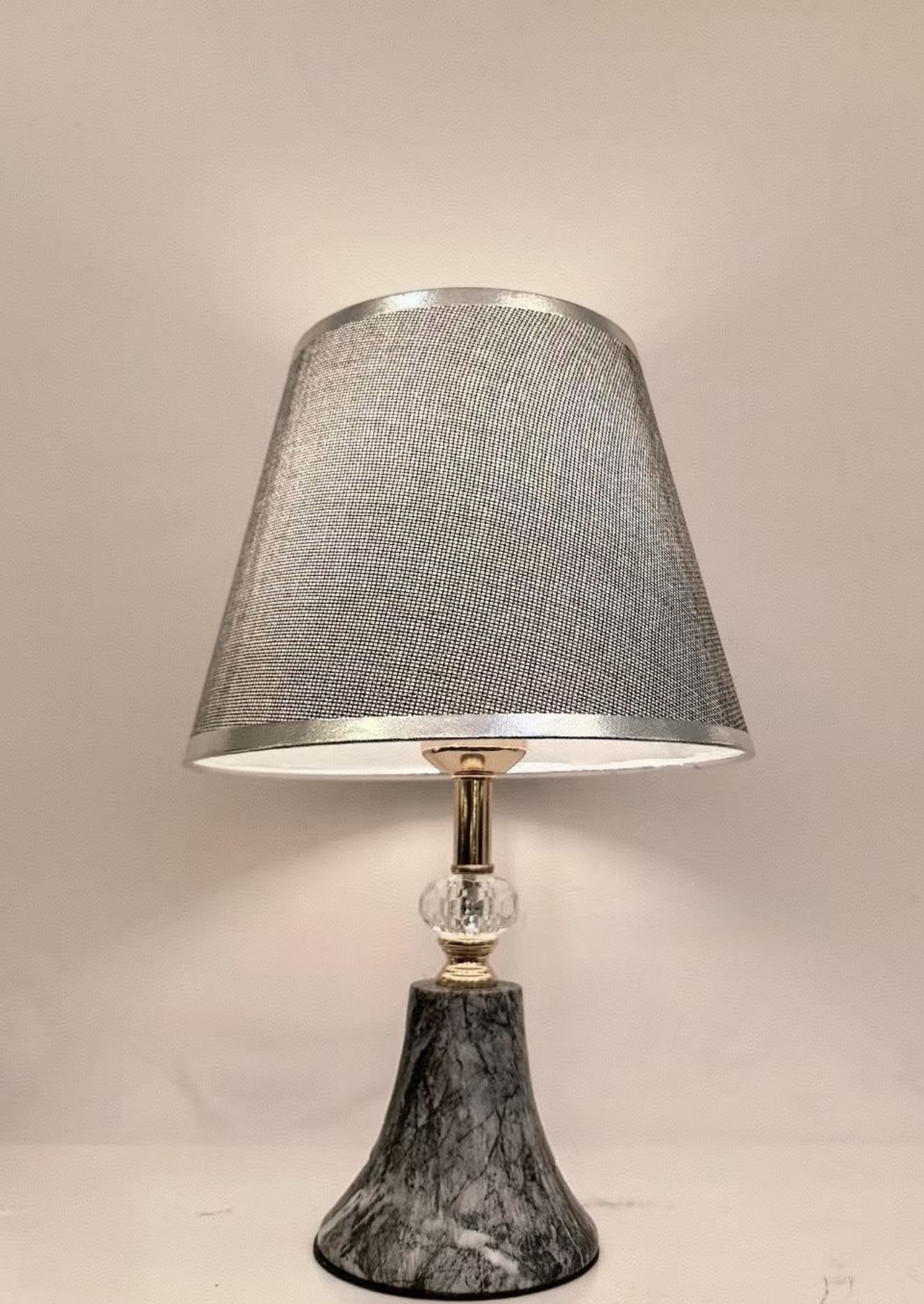 TABLE LAMP  - Image 1