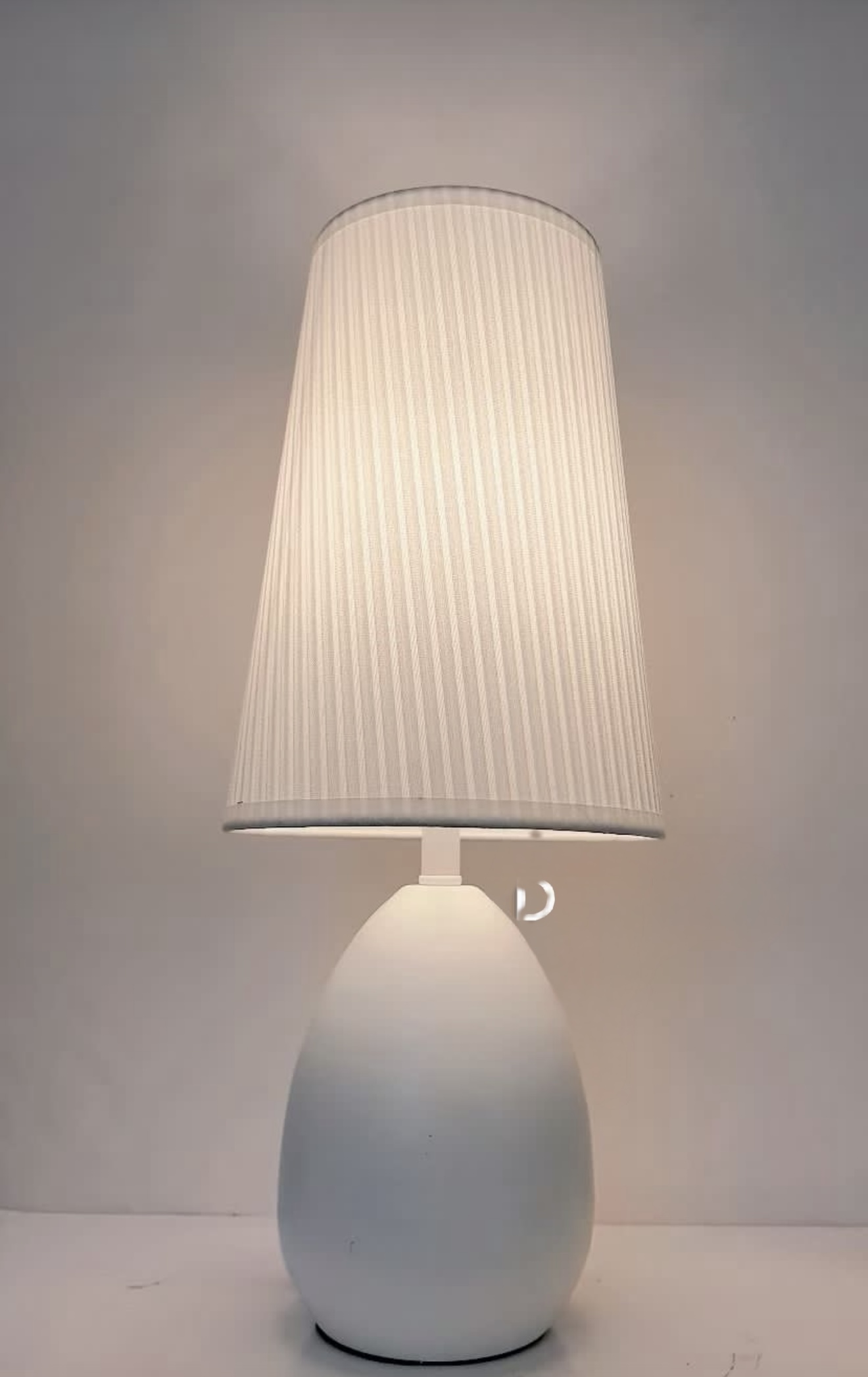 TABLE LAMP  - Image 1
