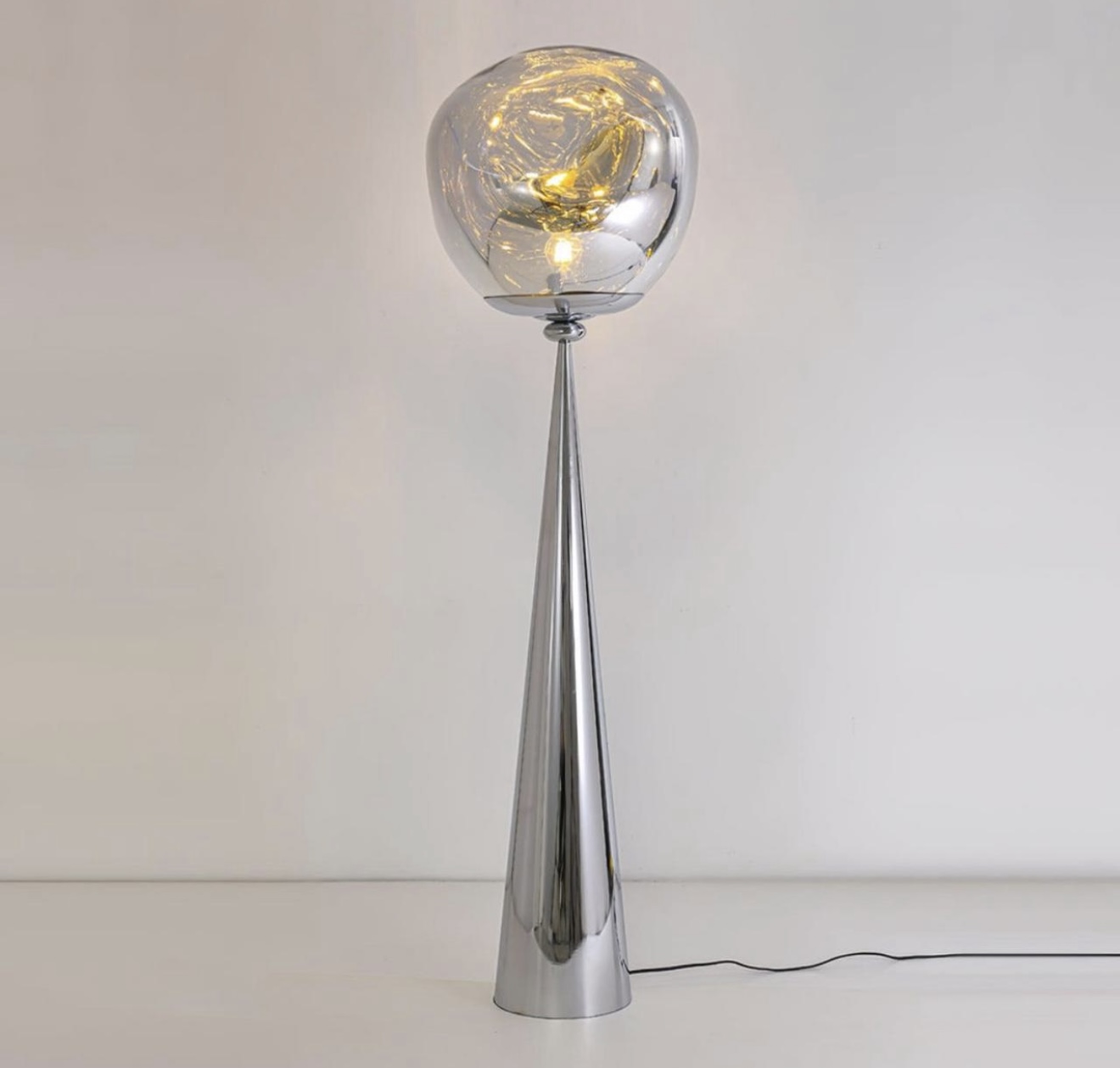 STAND LAMP  - Image 1
