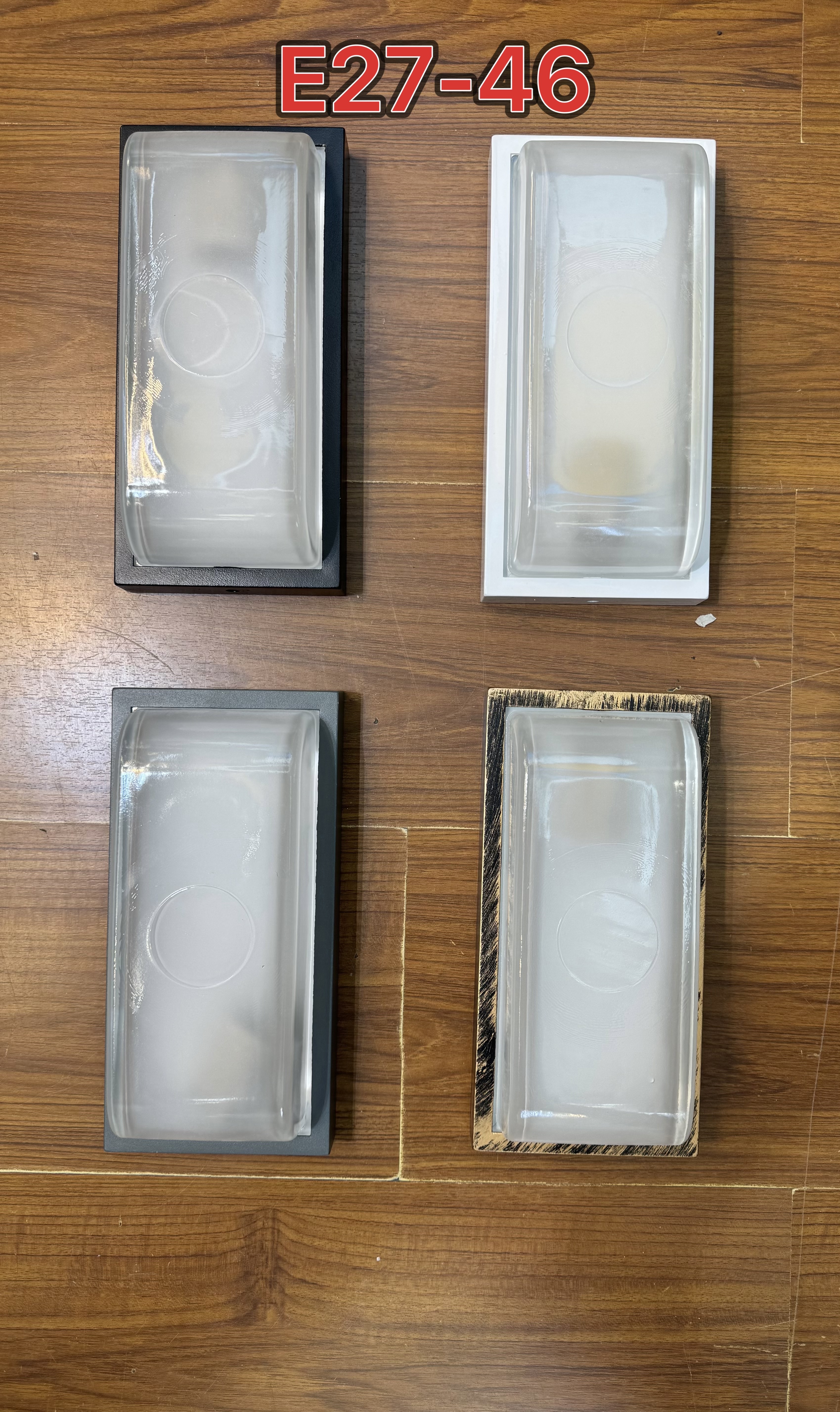 OUTDOOR LAMP - Image 1