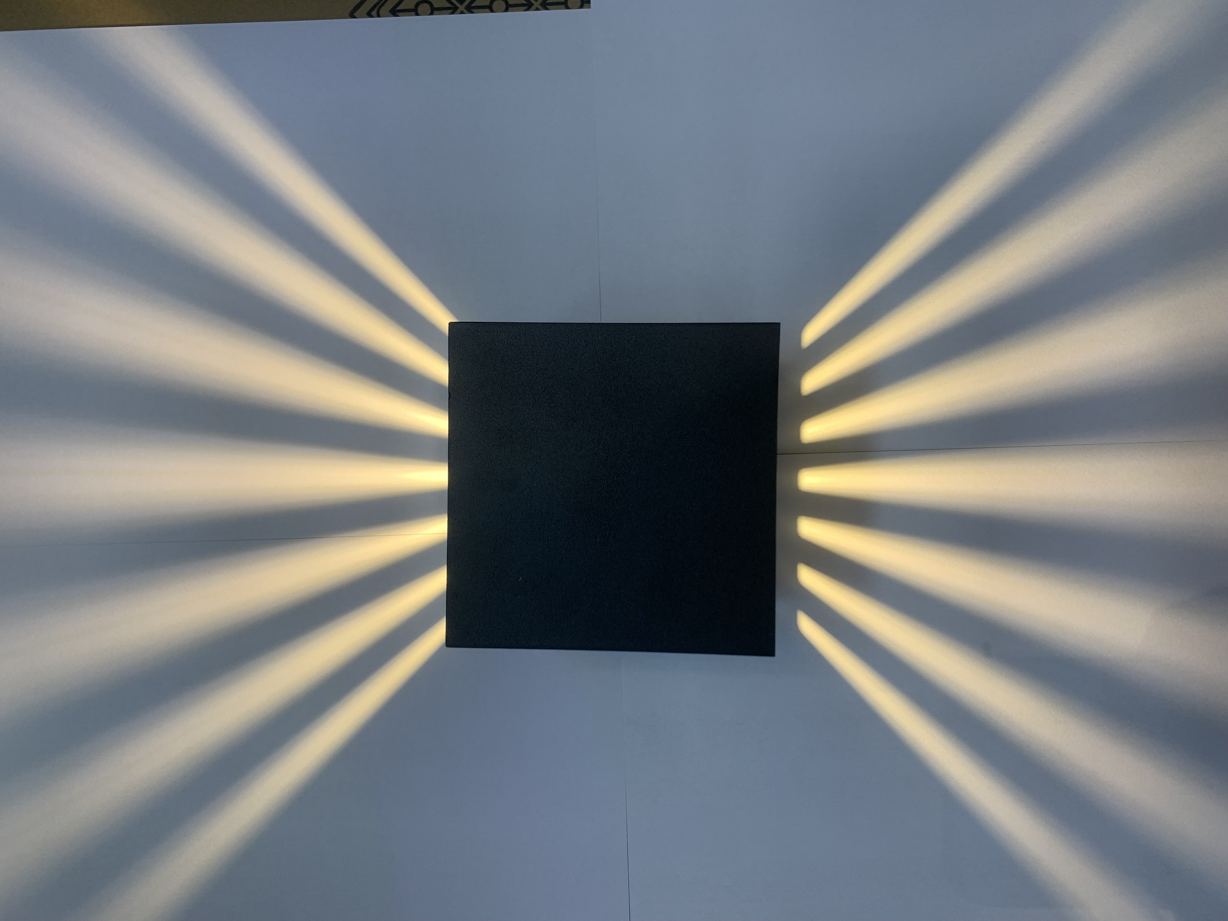 OUTDOOR WALL  thumbnail 3