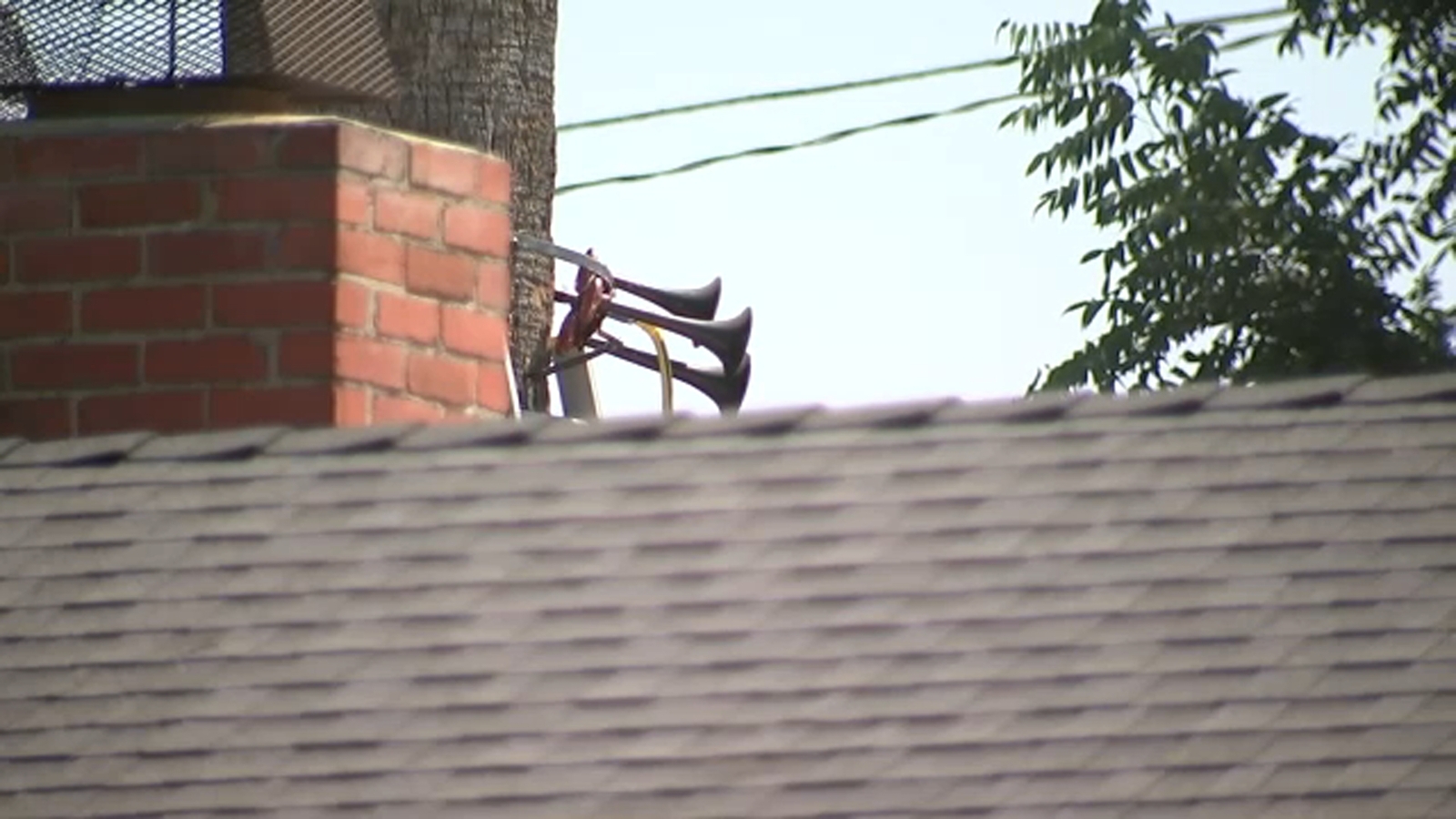 Van Nuys Man Admits to Daily Train Horn Blasts, Neighbors Demand Action