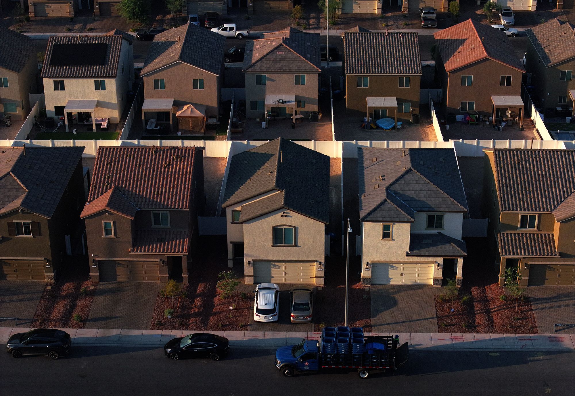 Mortgage Rates Drop to Lowest Level in 10 Months, Averaging 6.58%