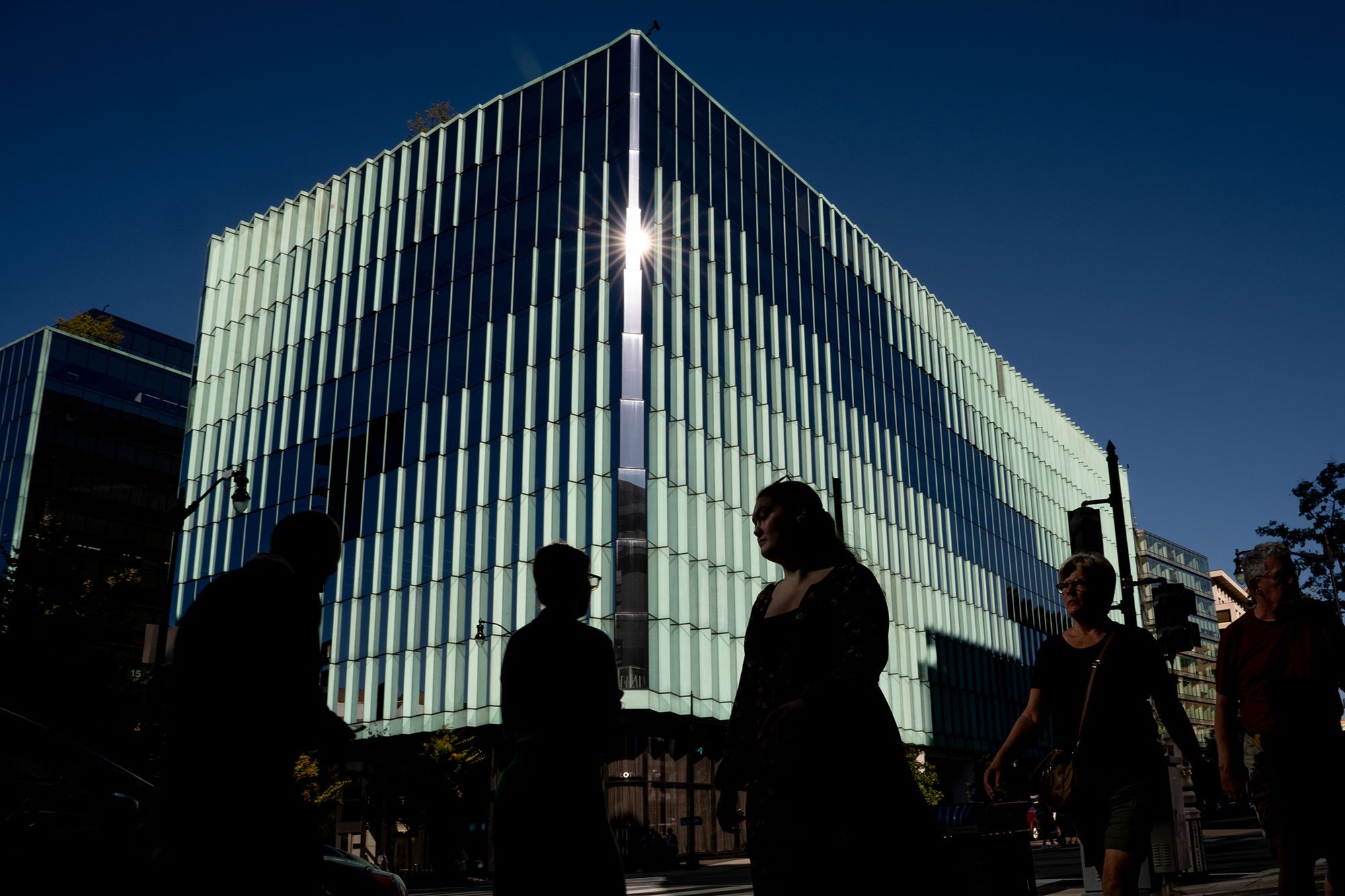 Trump Weighs Record-Breaking IPO of Fannie Mae and Freddie Mac