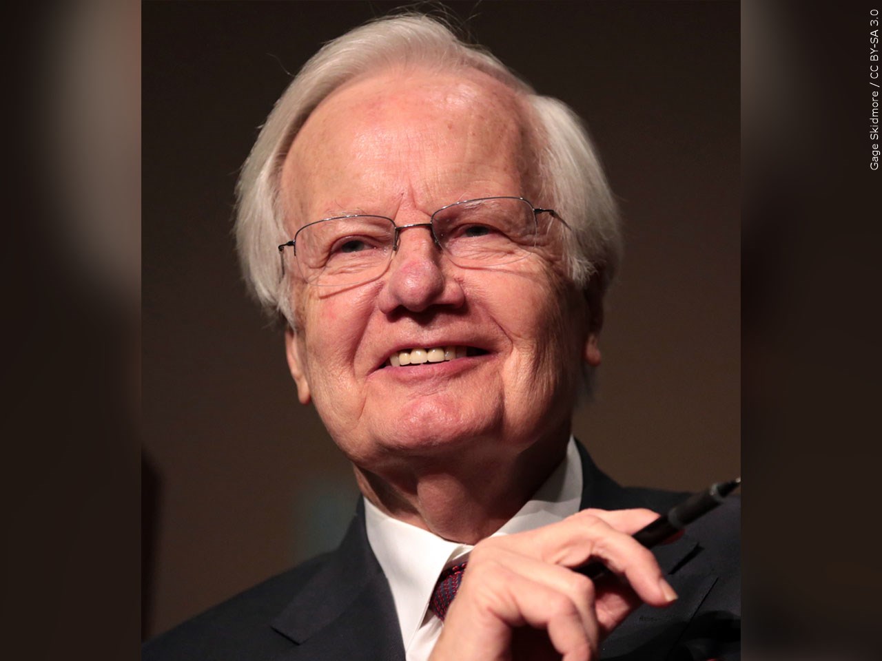 Breaking News: Acclaimed Journalist Bill Moyers Dies at 91