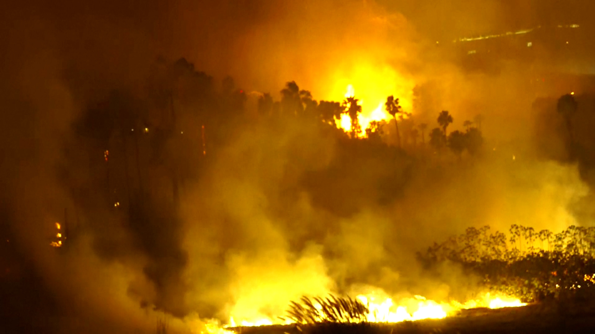 Franklin Fire Continues To Rage