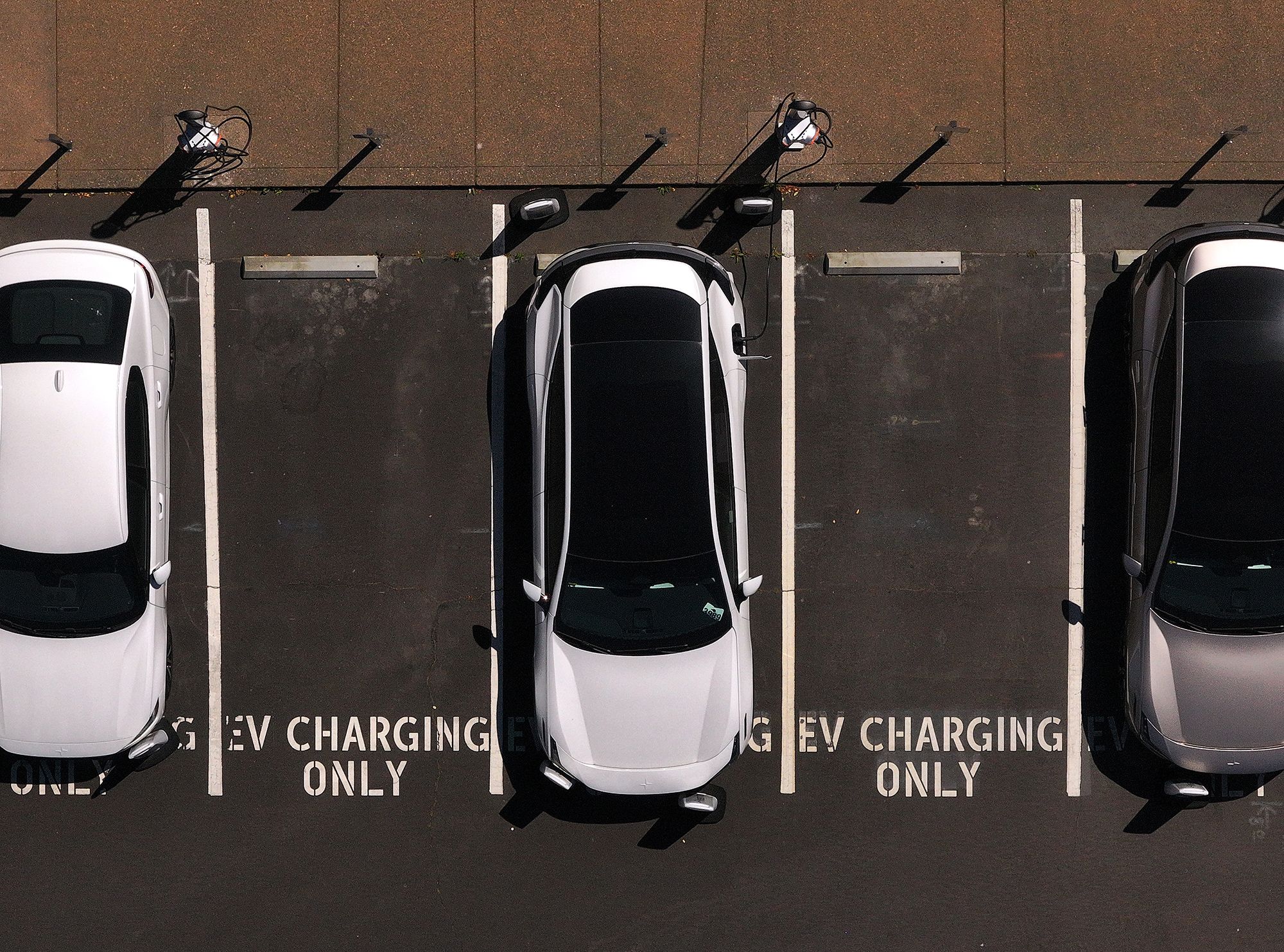 Elon Musk Now Wants EV Tax Credit He Once Opposed as Tesla Faces Financial Struggles