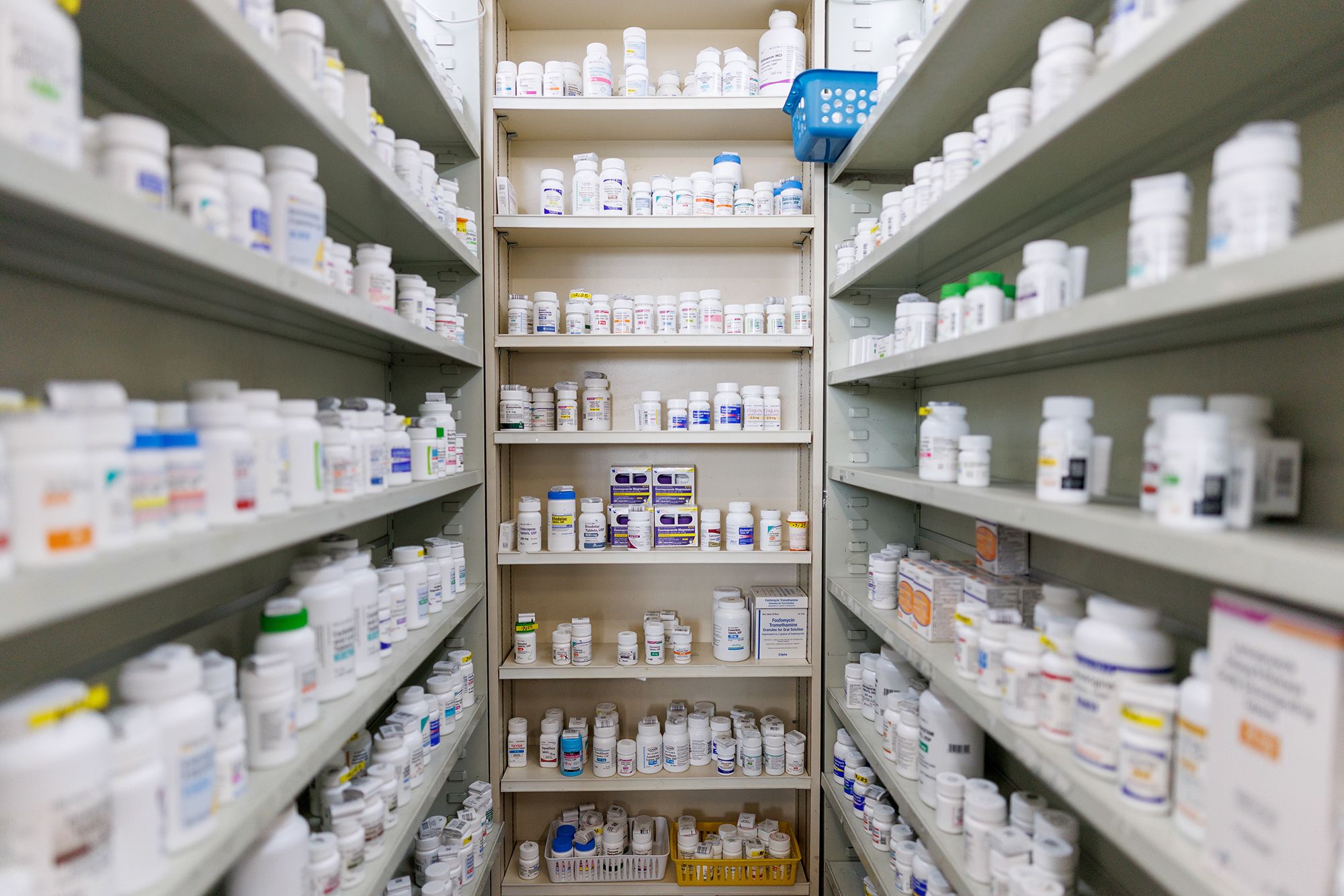 Trump’s Claim of Slashing Drug Prices by 1,500% Draws Scrutiny from Experts