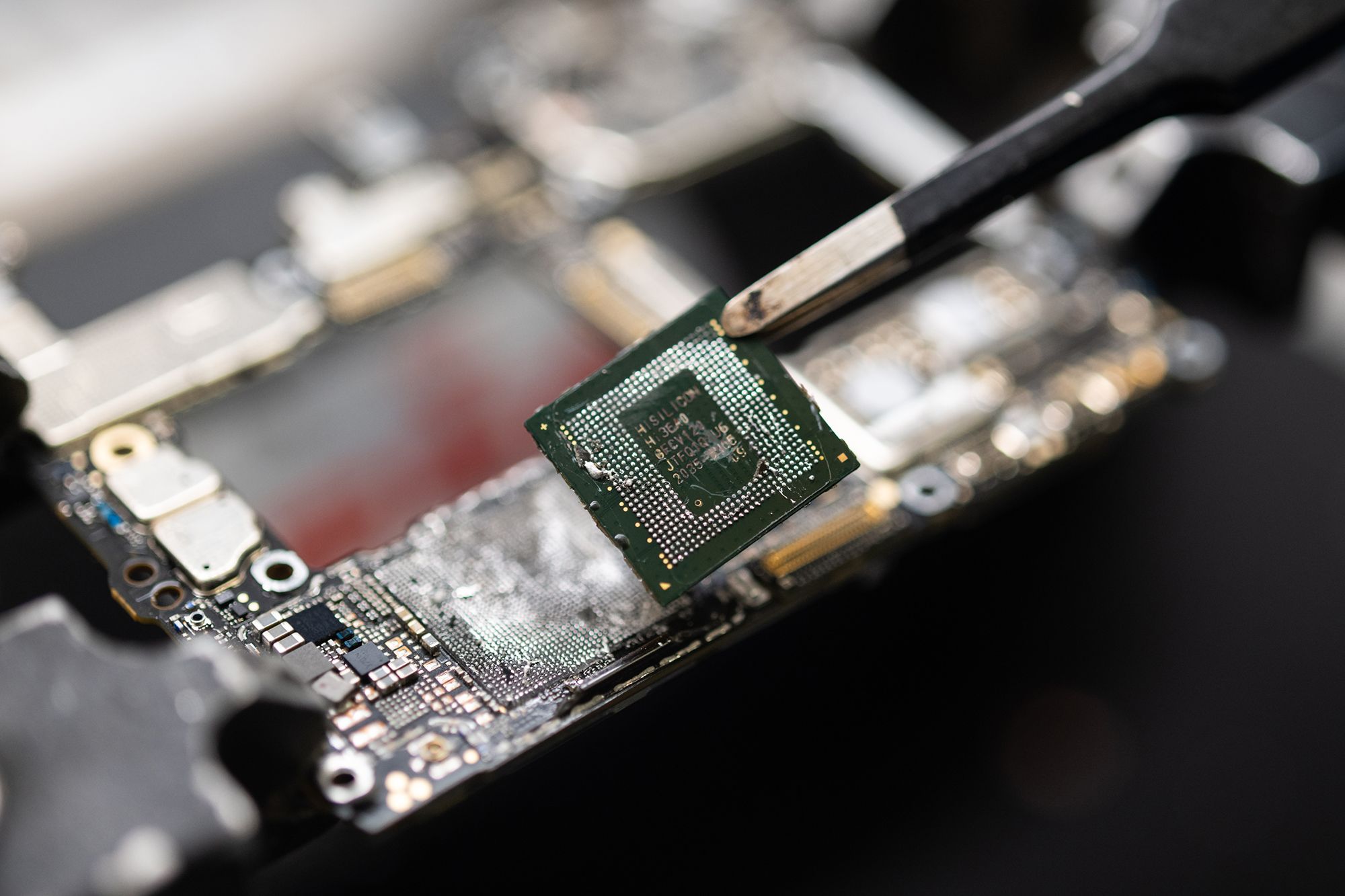 Trump Eases AI Chip Restrictions for China, But Beijing Pushes Back
