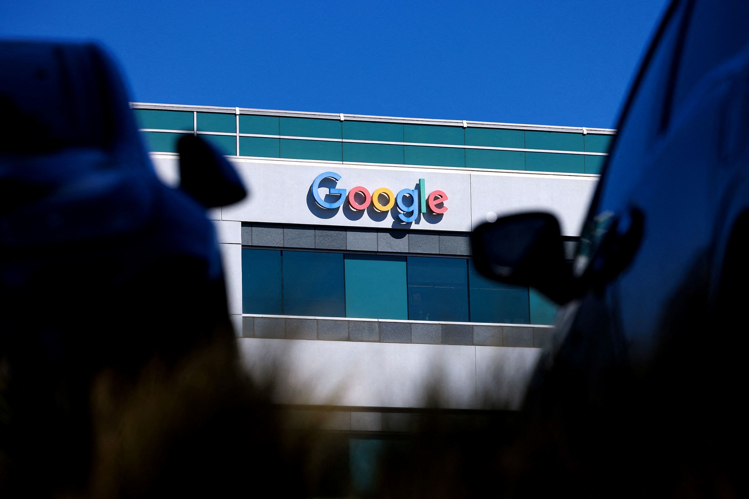 Court Rules Google Won’t Have to Sell Chrome or Android in Antitrust Case