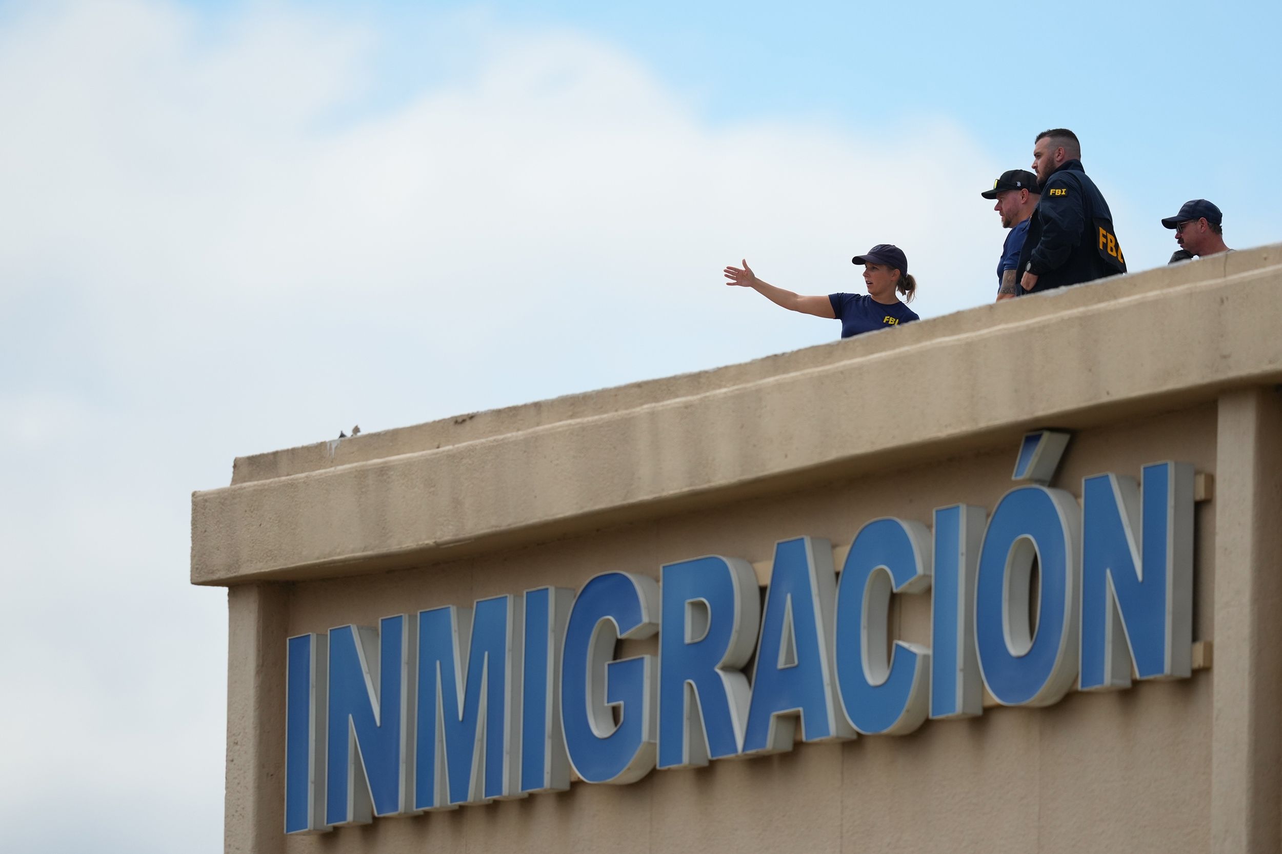 Dallas ICE Shooter Left Notes Expressing ‘Hatred for Federal Government,’ Prosecutor Says