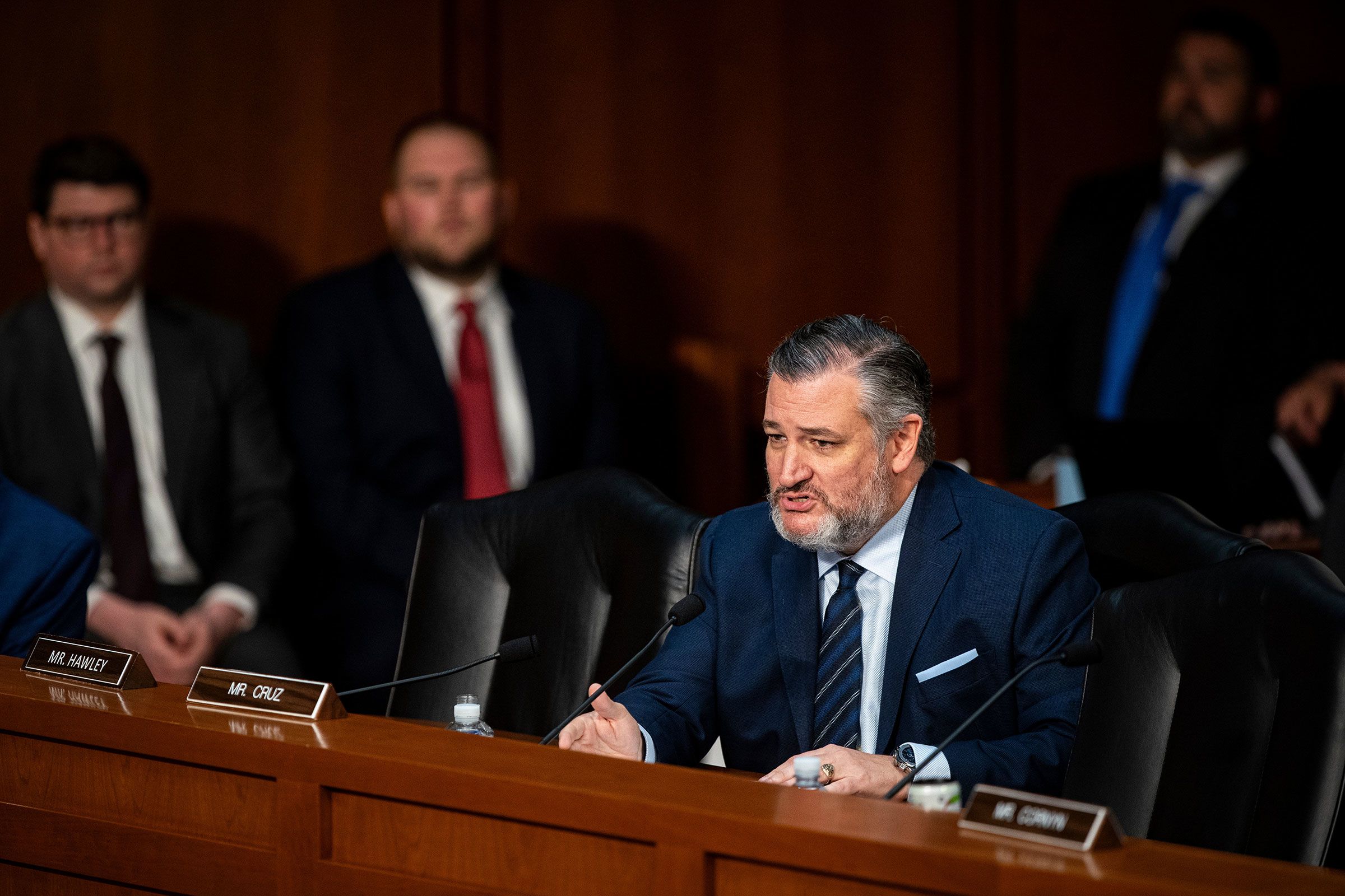 Ted Cruz Slams FCC Chair’s Threats Against ABC as ‘Dangerous as Hell’