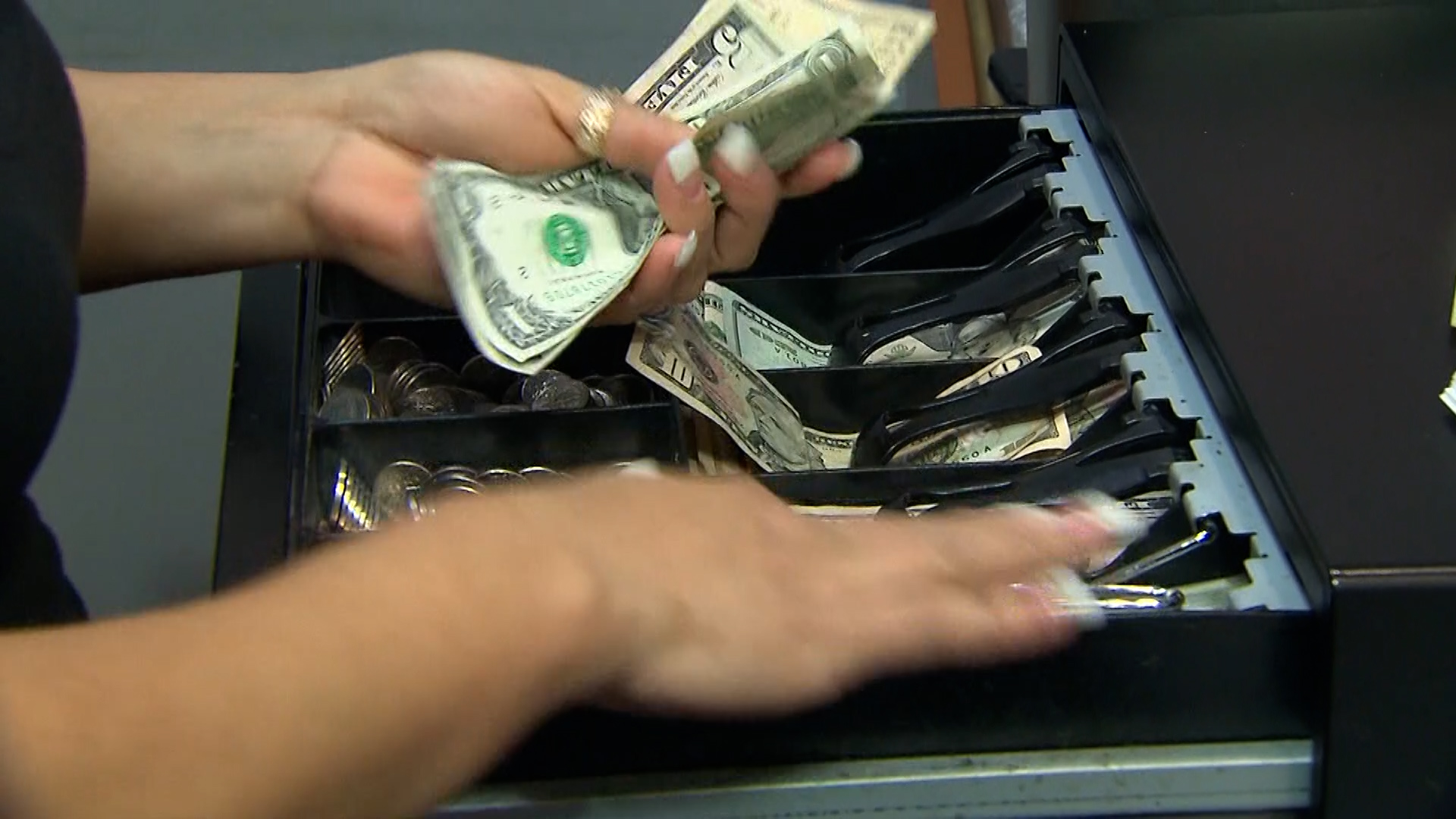 US Economy Rebounds Stronger Than Expected in Second Quarter