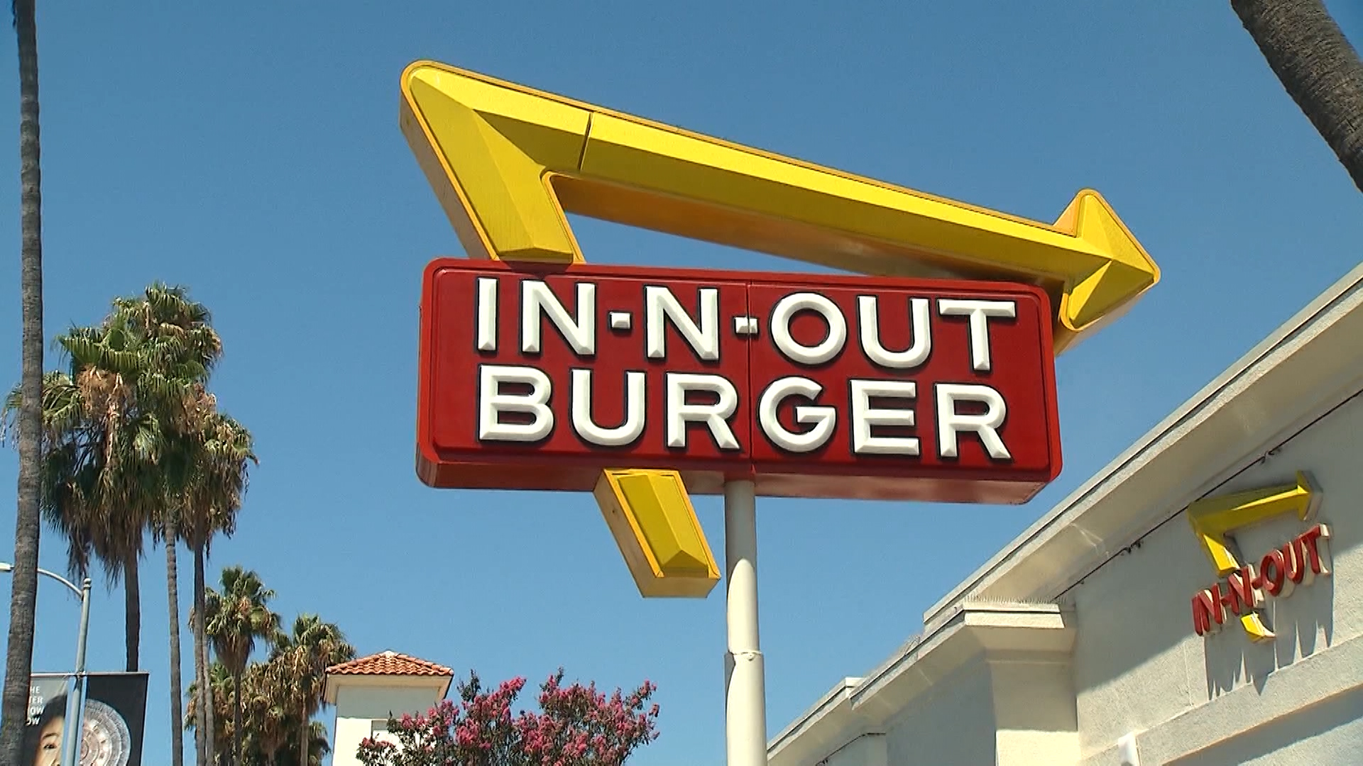 In-N-Out Burger Eyes Palm Springs Location on East Palm Canyon Drive