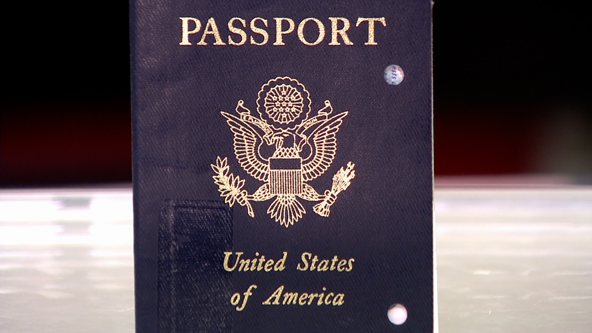 US Passport Drops to 10th Place in Global Mobility Rankings