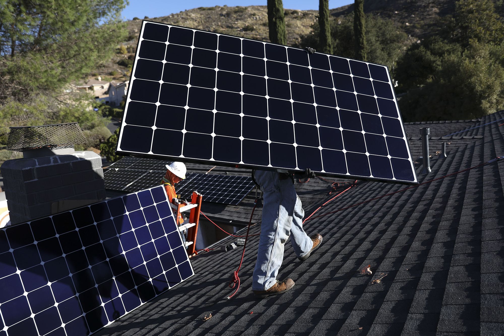 Clean Energy Tax Credits Are Disappearing: Deadlines for Solar, EV, and Home Upgrades