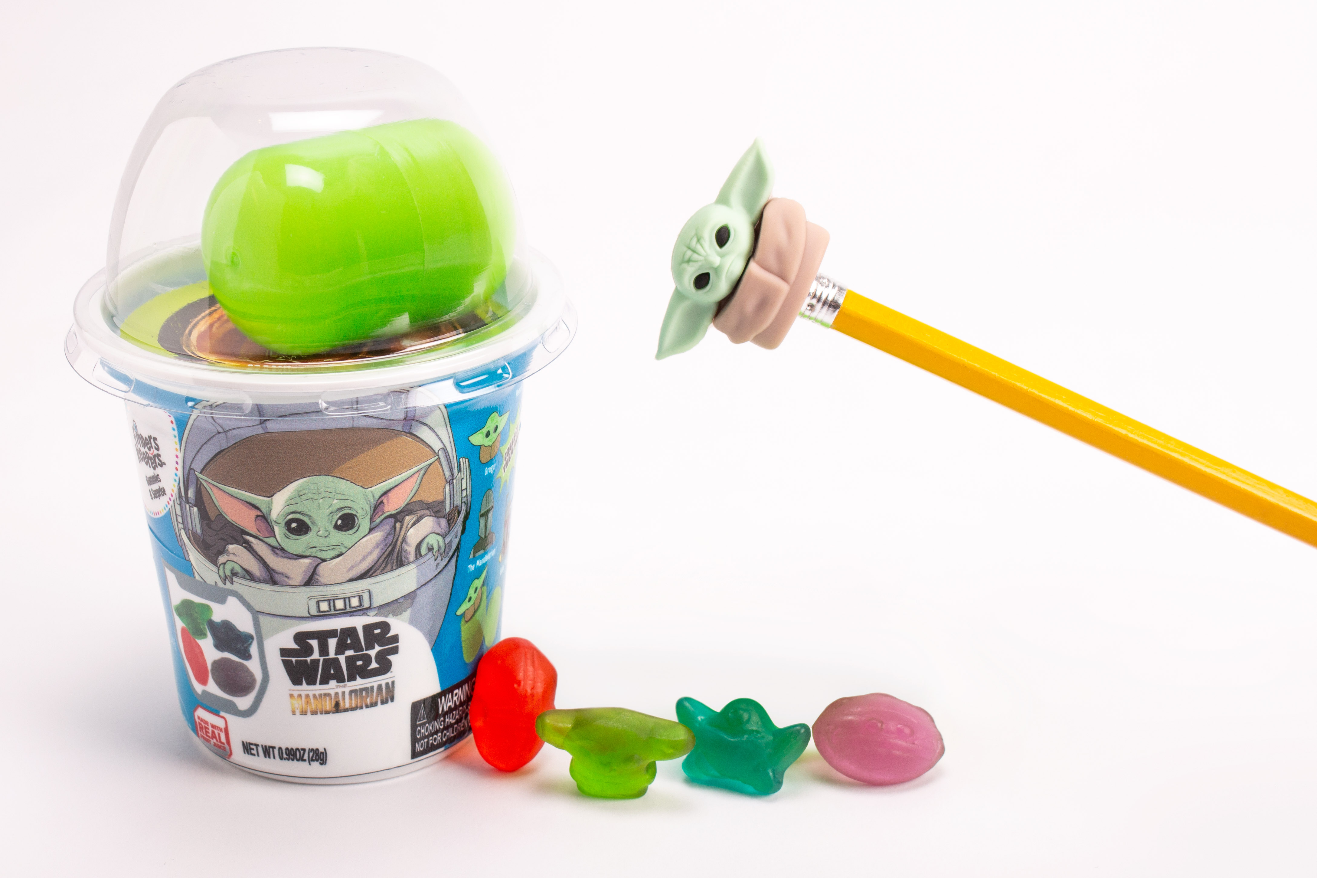 Mandalorian Gummies & Suprise