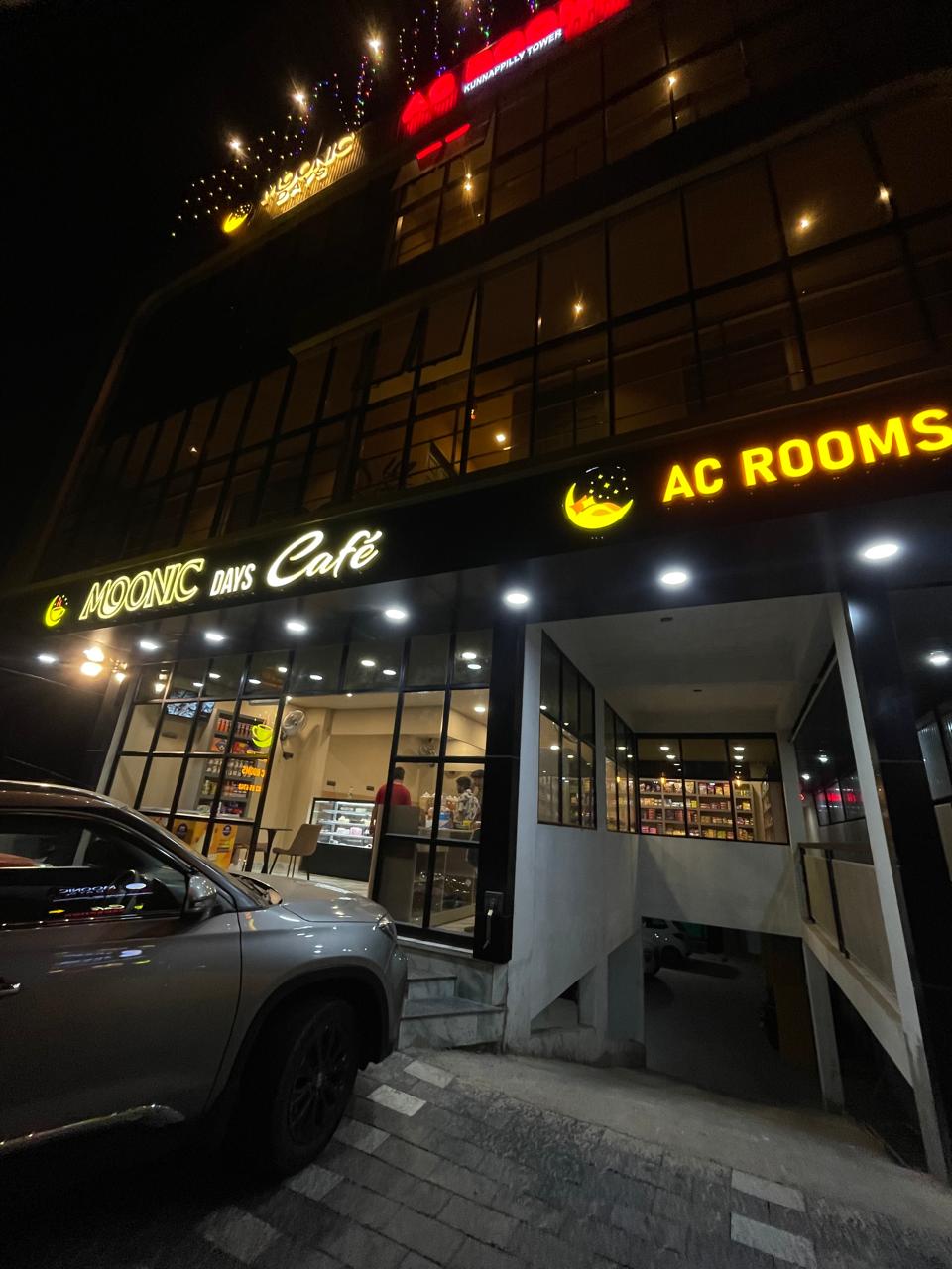 Special Offer - New Cafe Offers in Moonic Days Cafe