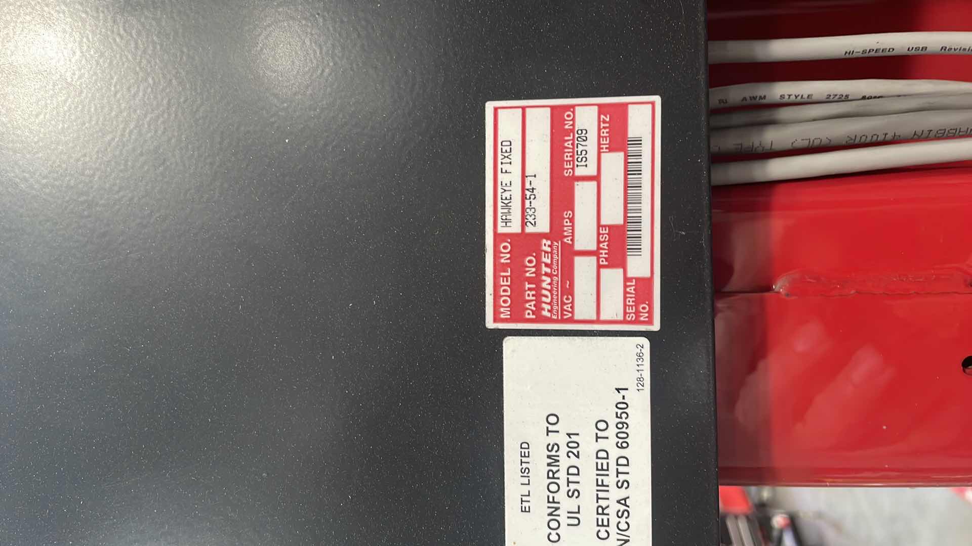 Photo 15 of HUNTER HAWKEYE ELITE ENGINEERING ALIGNMENT WITH SCISSOR ALIGNMENT LIFT MODEL RX-12-XL-12K 208/230 