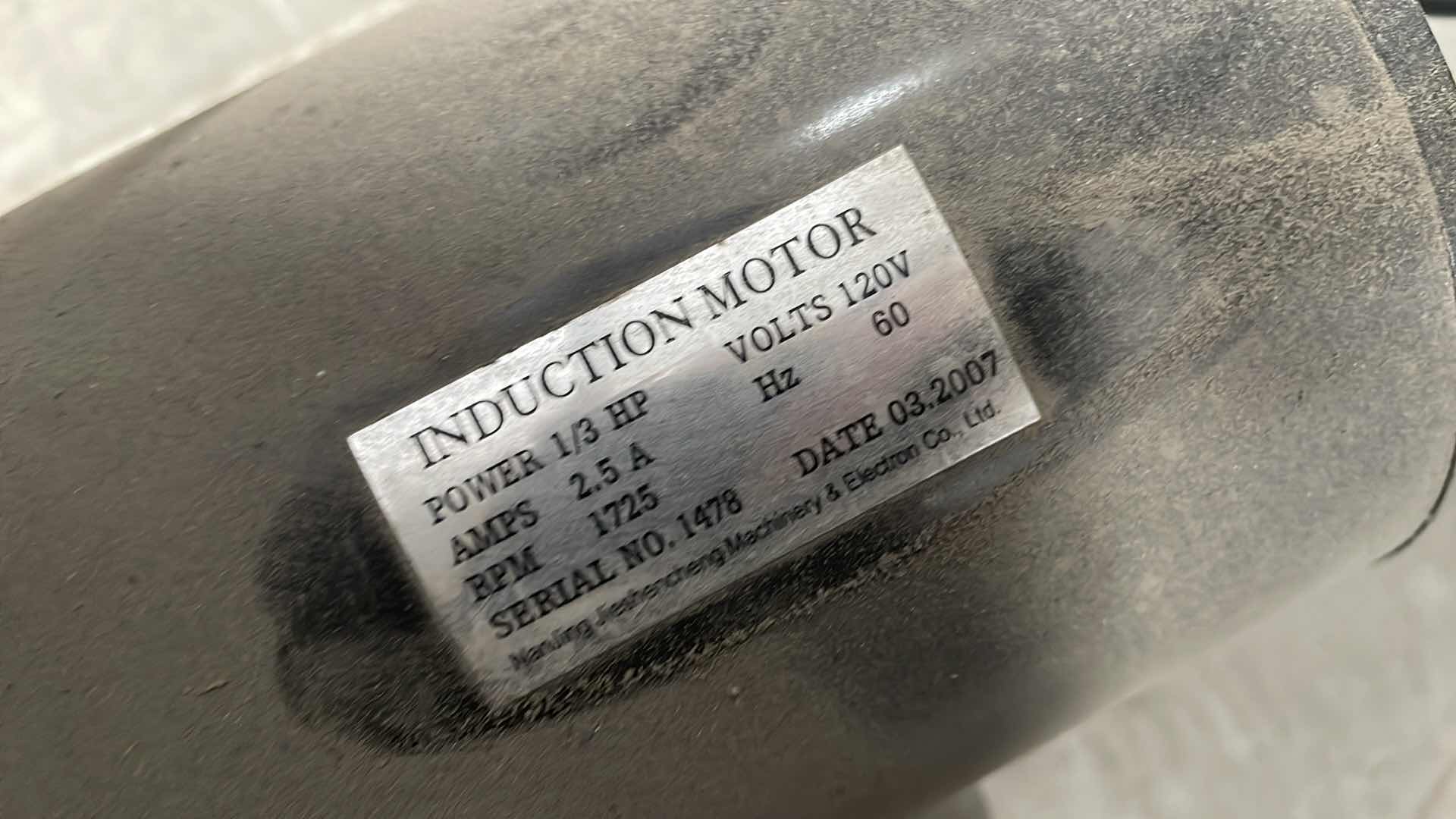 Photo 1 of CRAFTSMAN 9” BAND SAW 1/3HP 62” BLADE LENGTH