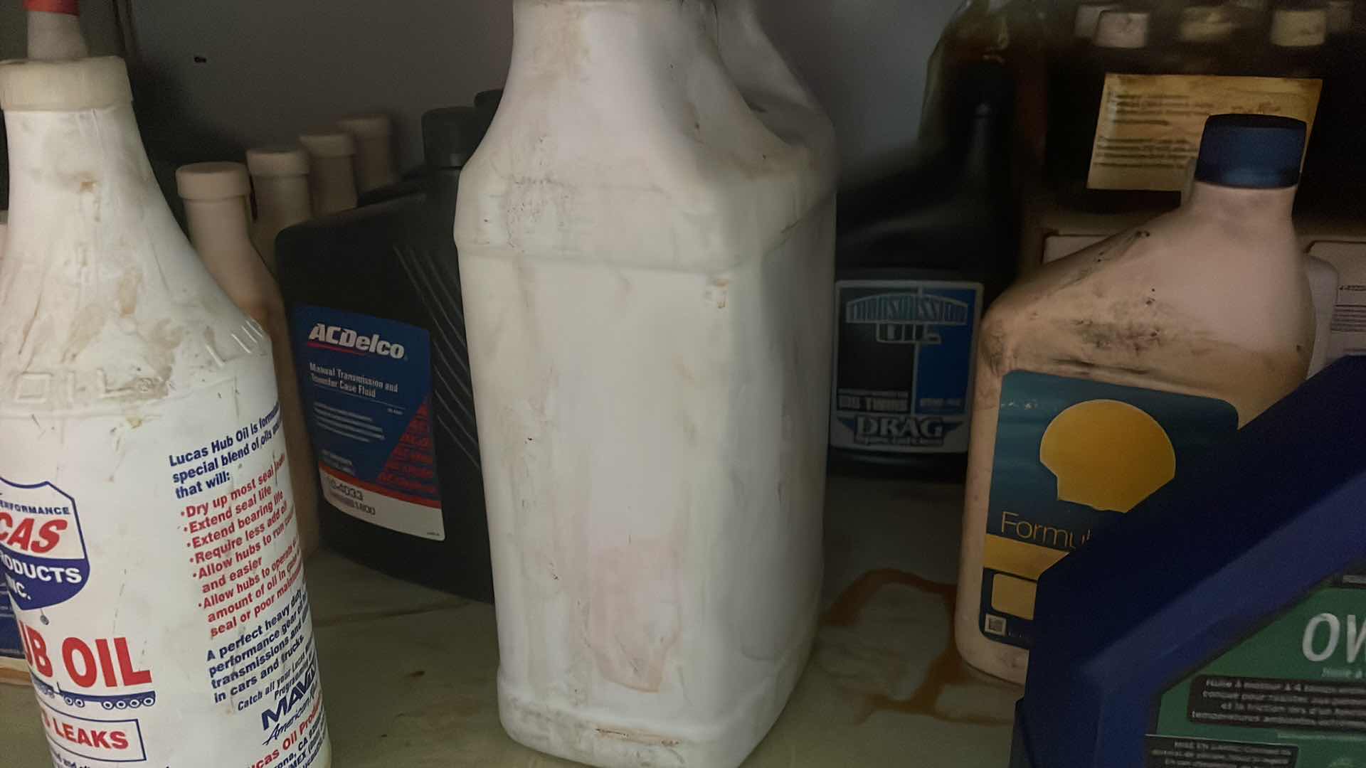 Photo 1 of CONTENTS OF SHELF