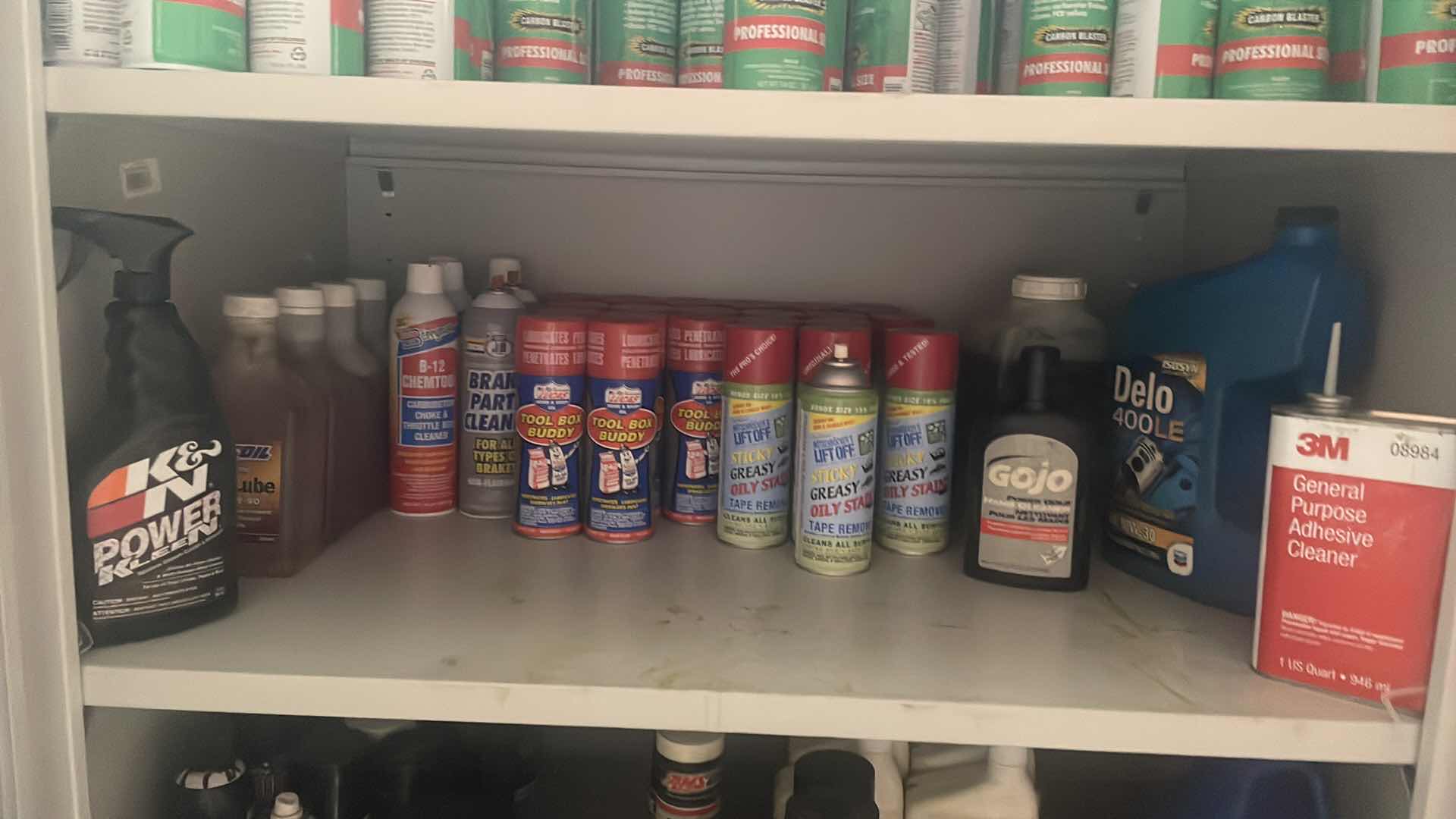 Photo 1 of CONTENTS OF SHELF