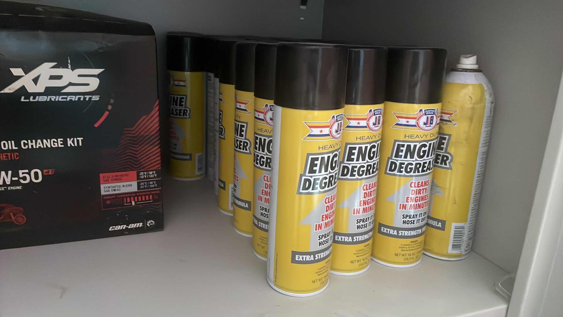 Photo 1 of CONTENTS OF SHELF