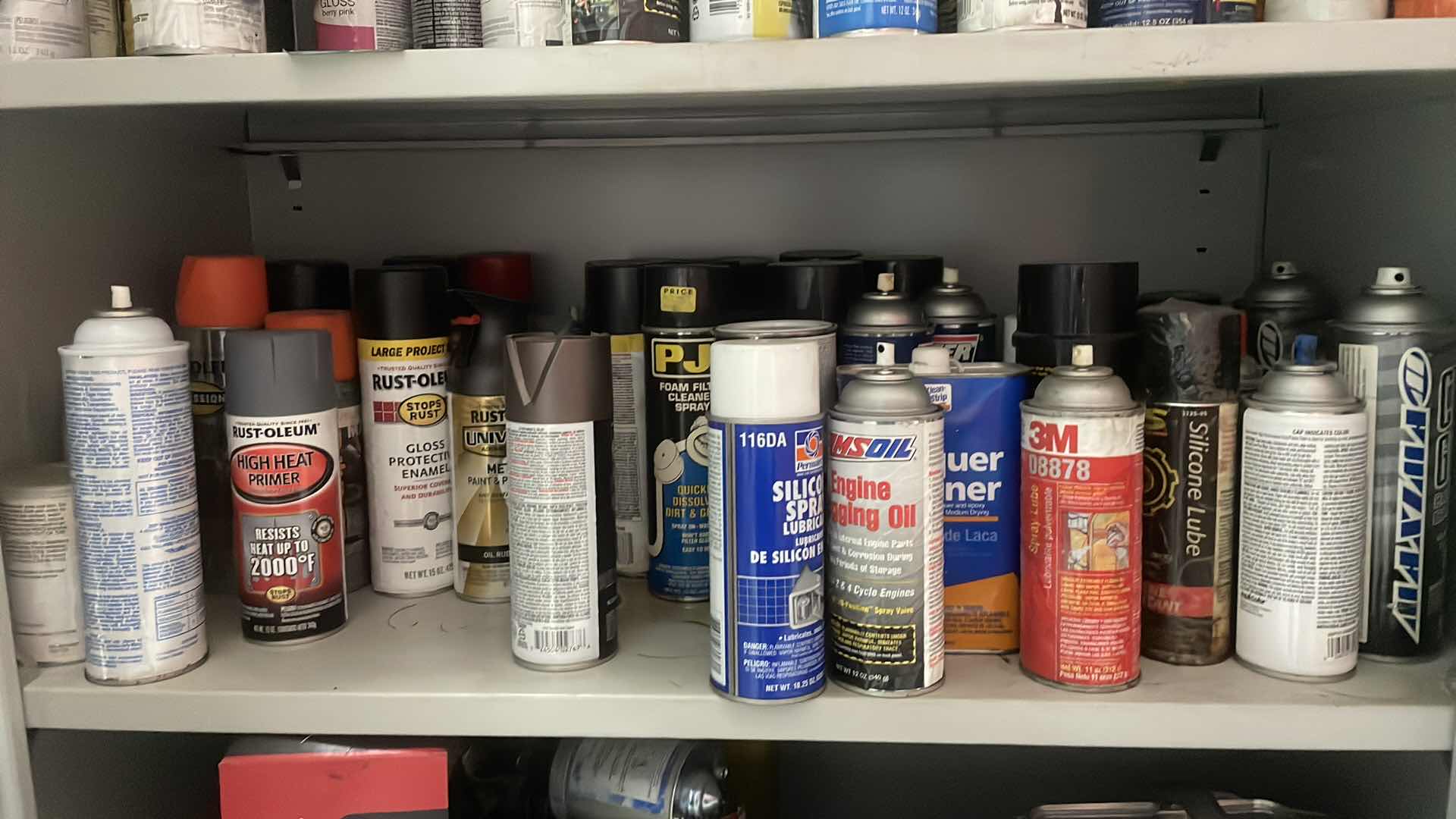 Photo 1 of CONTENTS OF SHELF