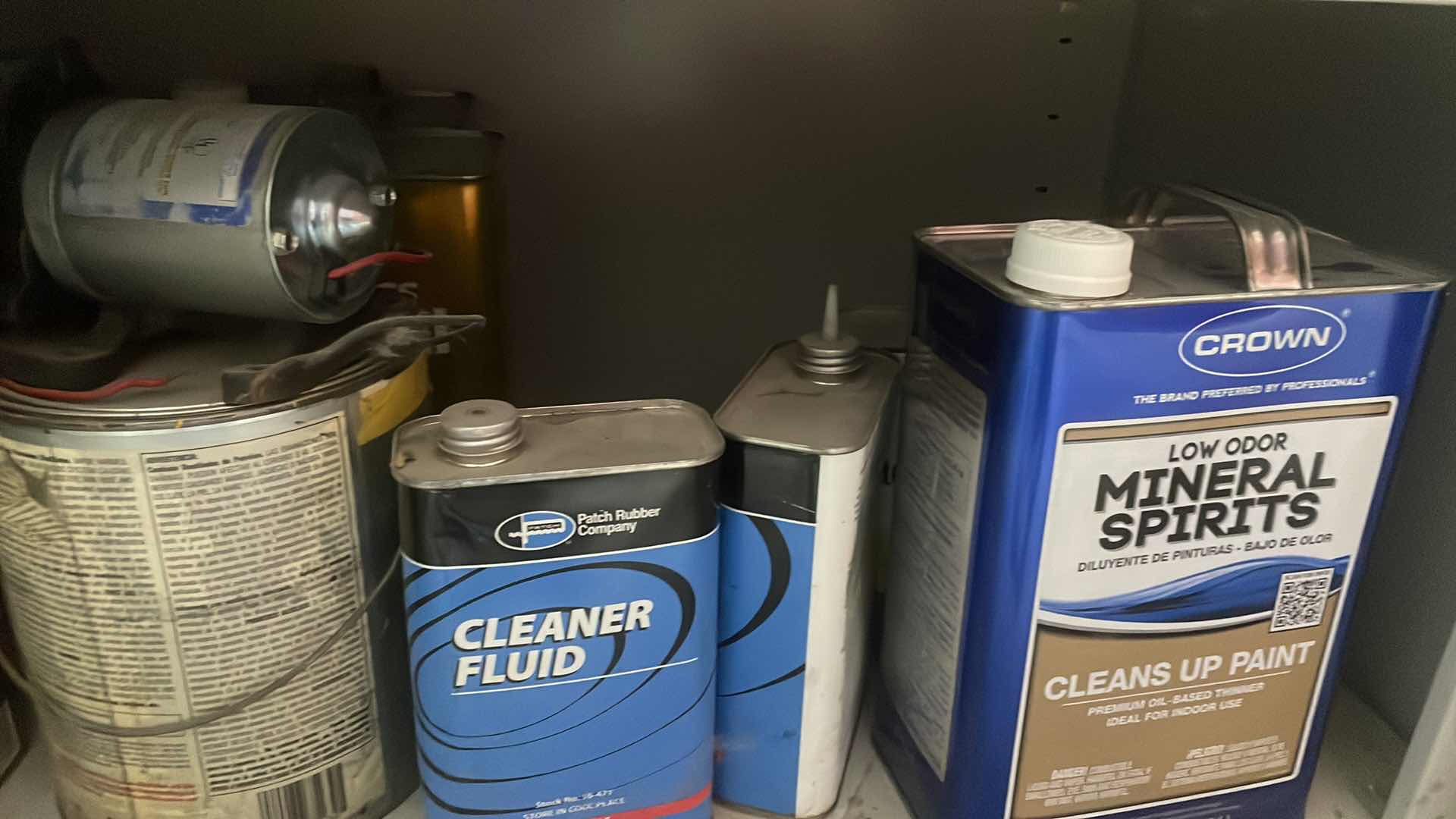 Photo 1 of CONTENTS OF SHELF