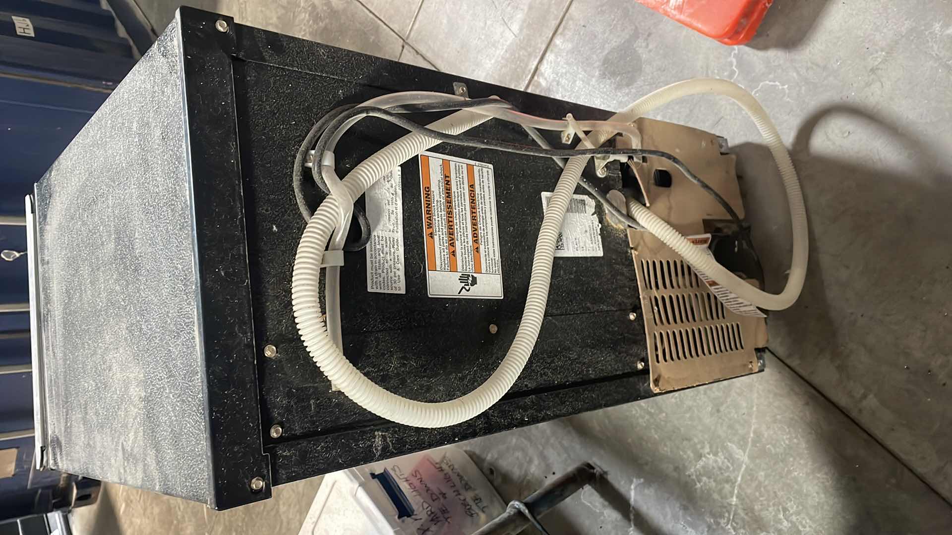 Photo 1 of KITCHEN AID ICE MAKER MODEL # KUIX505ESS1