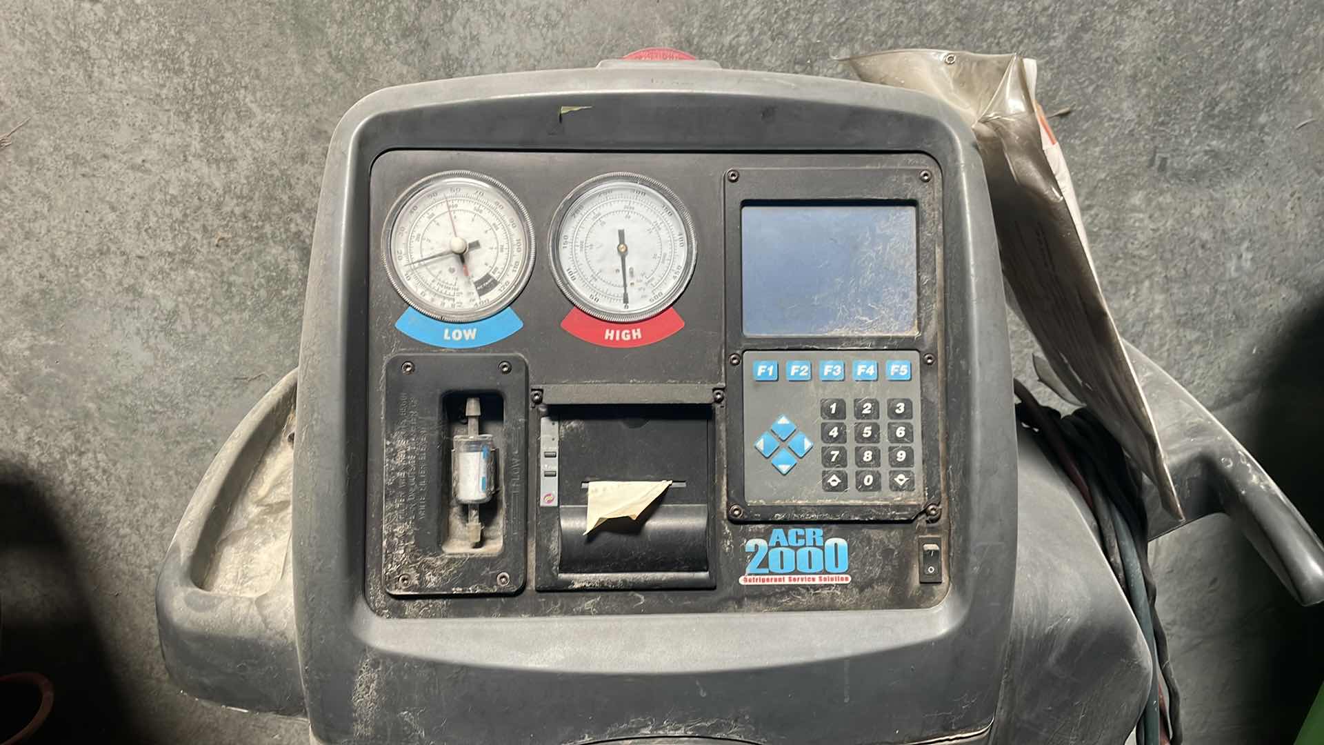 Photo 1 of ROBINAIR SPX KENT MOORE MODEL J-43600 REFRIGERANT RECOVERY, RECYCLING AND RECHARGING STATION MODEL ACR 2000