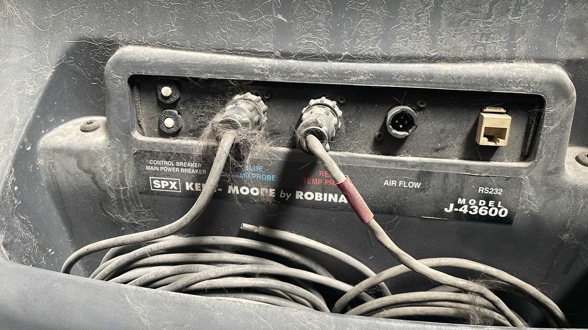 Photo 3 of ROBINAIR SPX KENT MOORE MODEL J-43600 REFRIGERANT RECOVERY, RECYCLING AND RECHARGING STATION MODEL ACR 2000