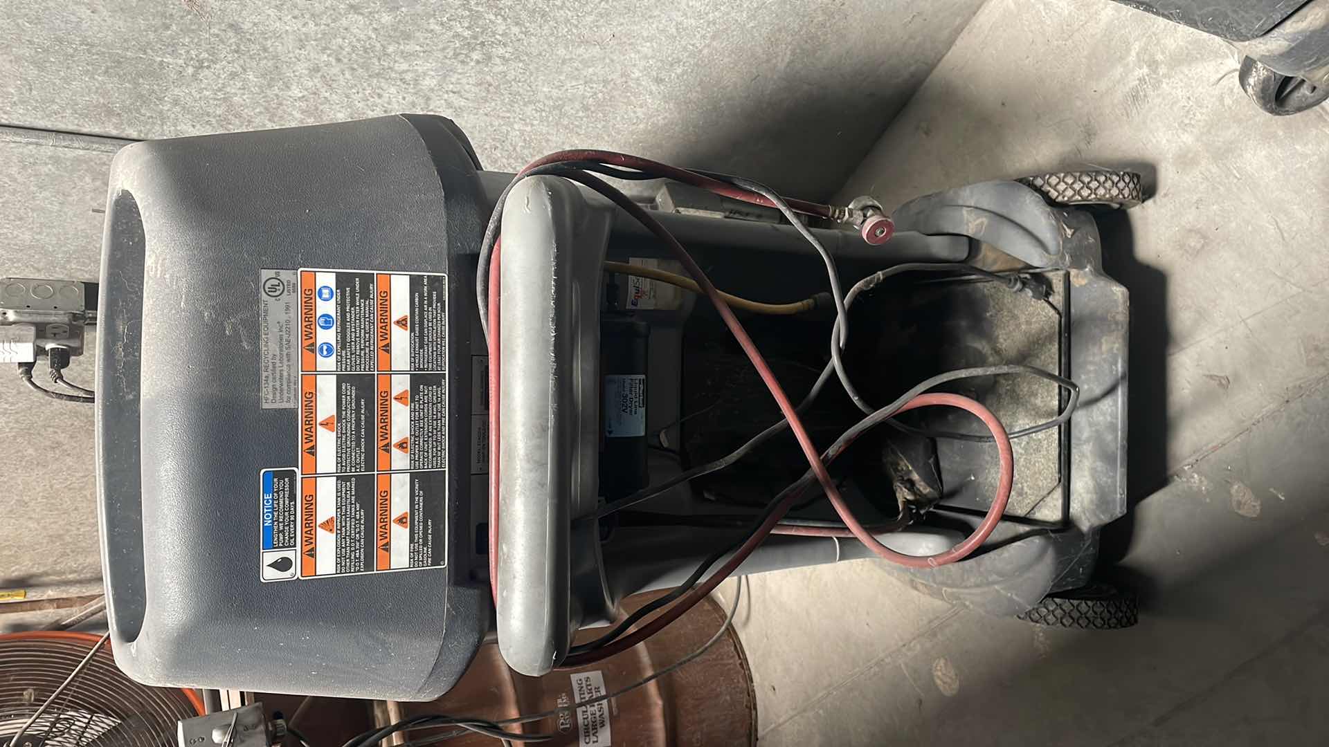 Photo 1 of SNAP-ON DIAGNOSTICS AIR CONDITIONING EQUIPMENT ECO XTREME EEAC316