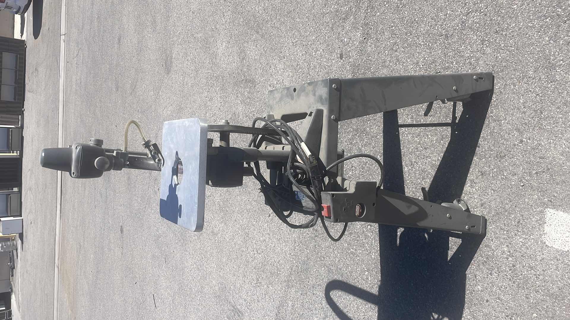 Photo 1 of SHOP SMITH JIG SAW