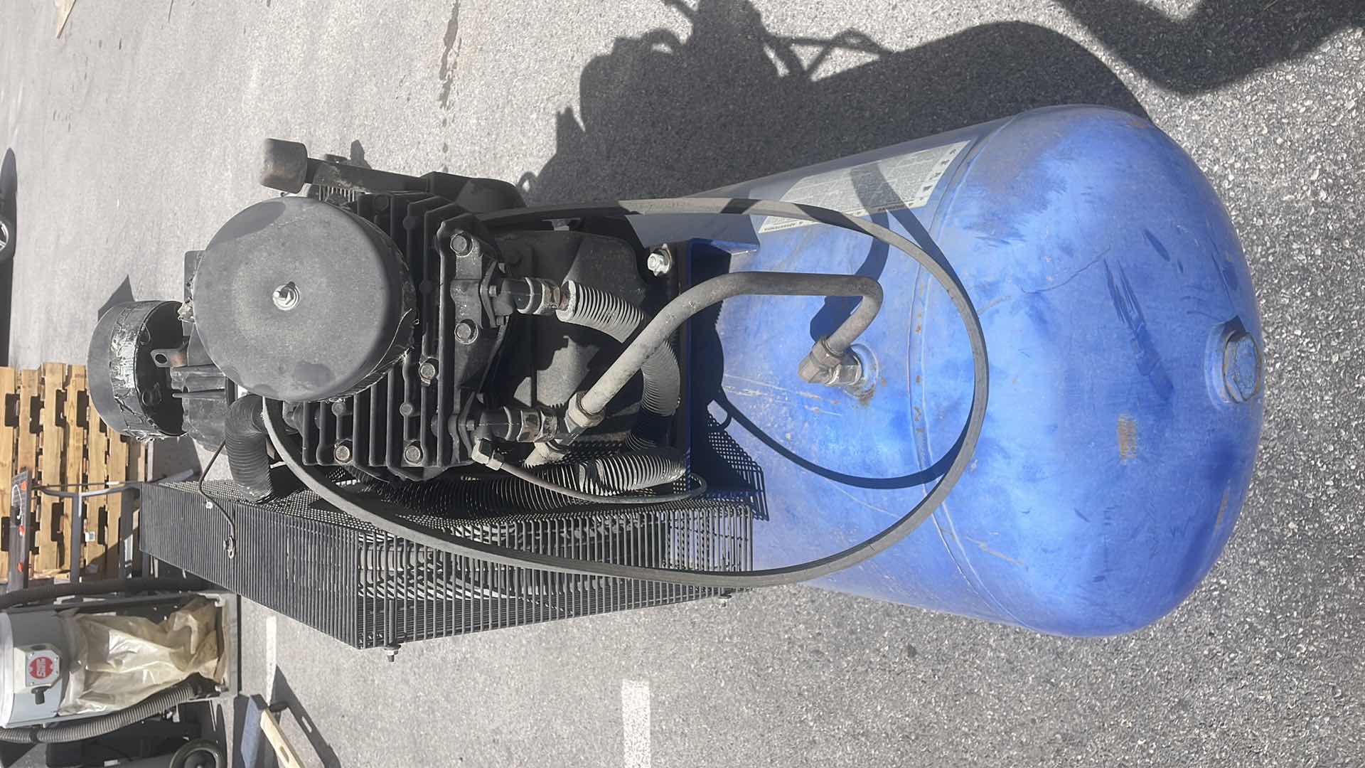 Photo 1 of CAMPBELL HAUSFELD  120 GALLON 10HP AIR COMPRESSOR