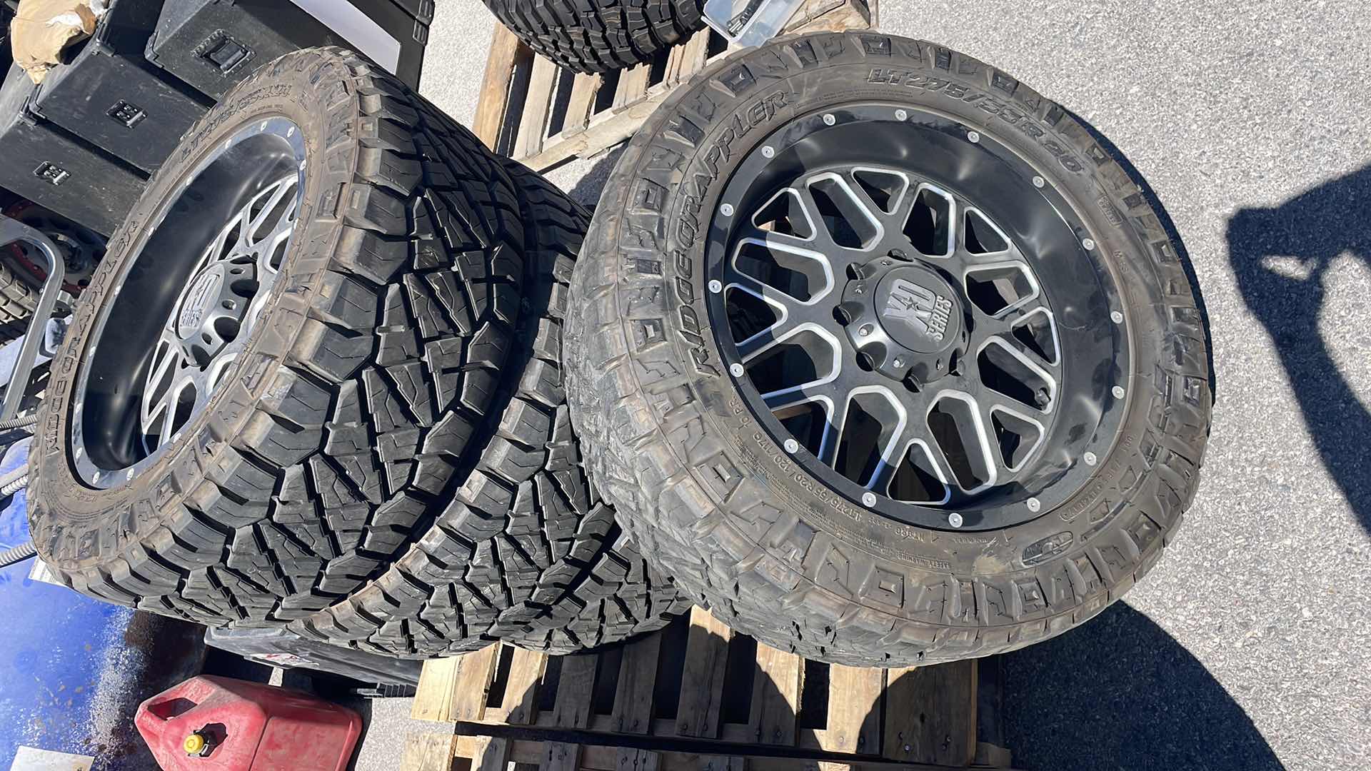 Photo 1 of NITTO RIDGE GRAPPLER LT275/55R20 MOUNTED AND BALANCED ON XD SERIES 20x9 8 LUG RIMS