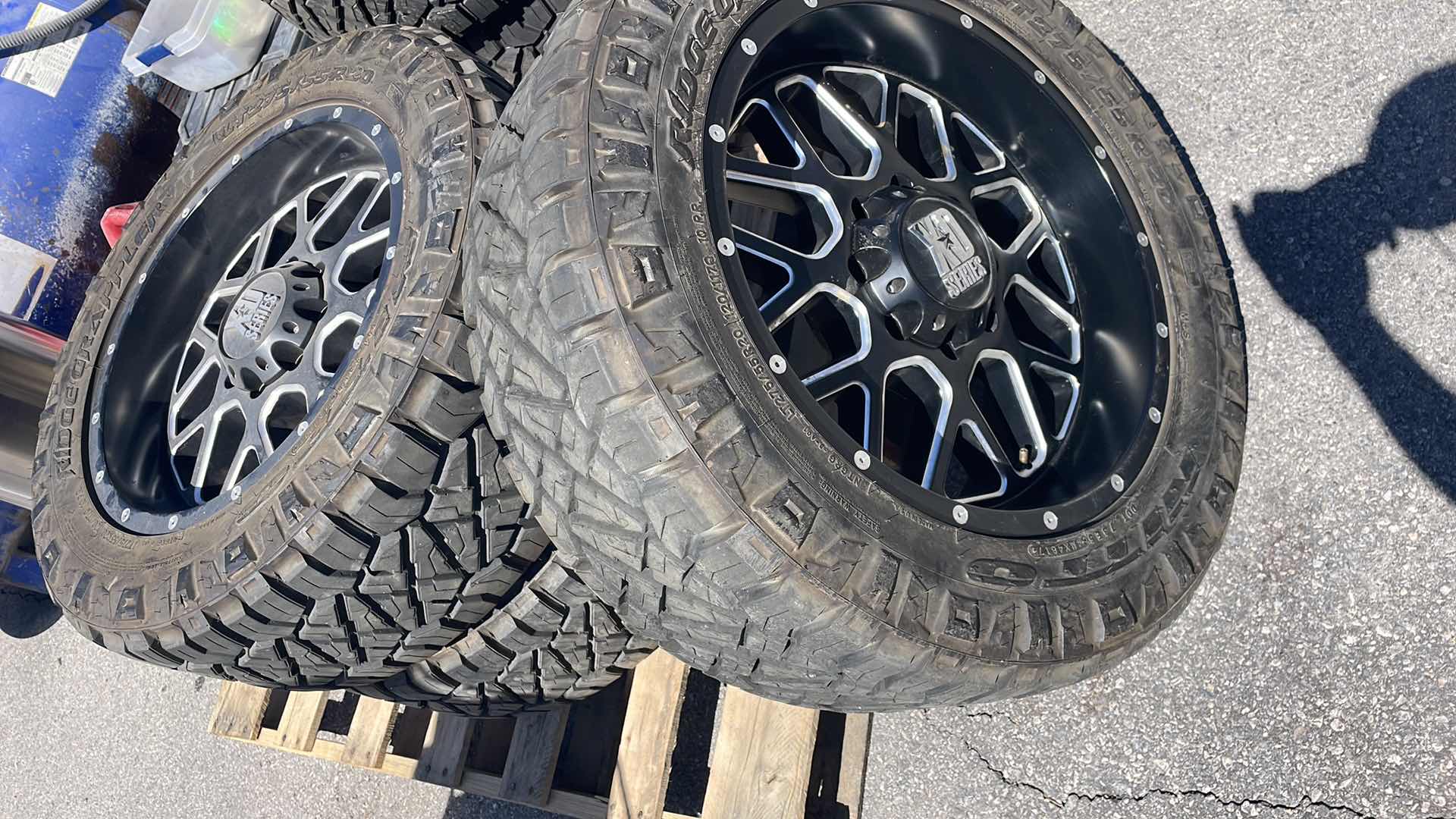 Photo 1 of NITTO RIDGE GRAPPLER LT275/55R20 MOUNTED AND BALANCED ON XD SERIES 20x9 8 LUG RIMS