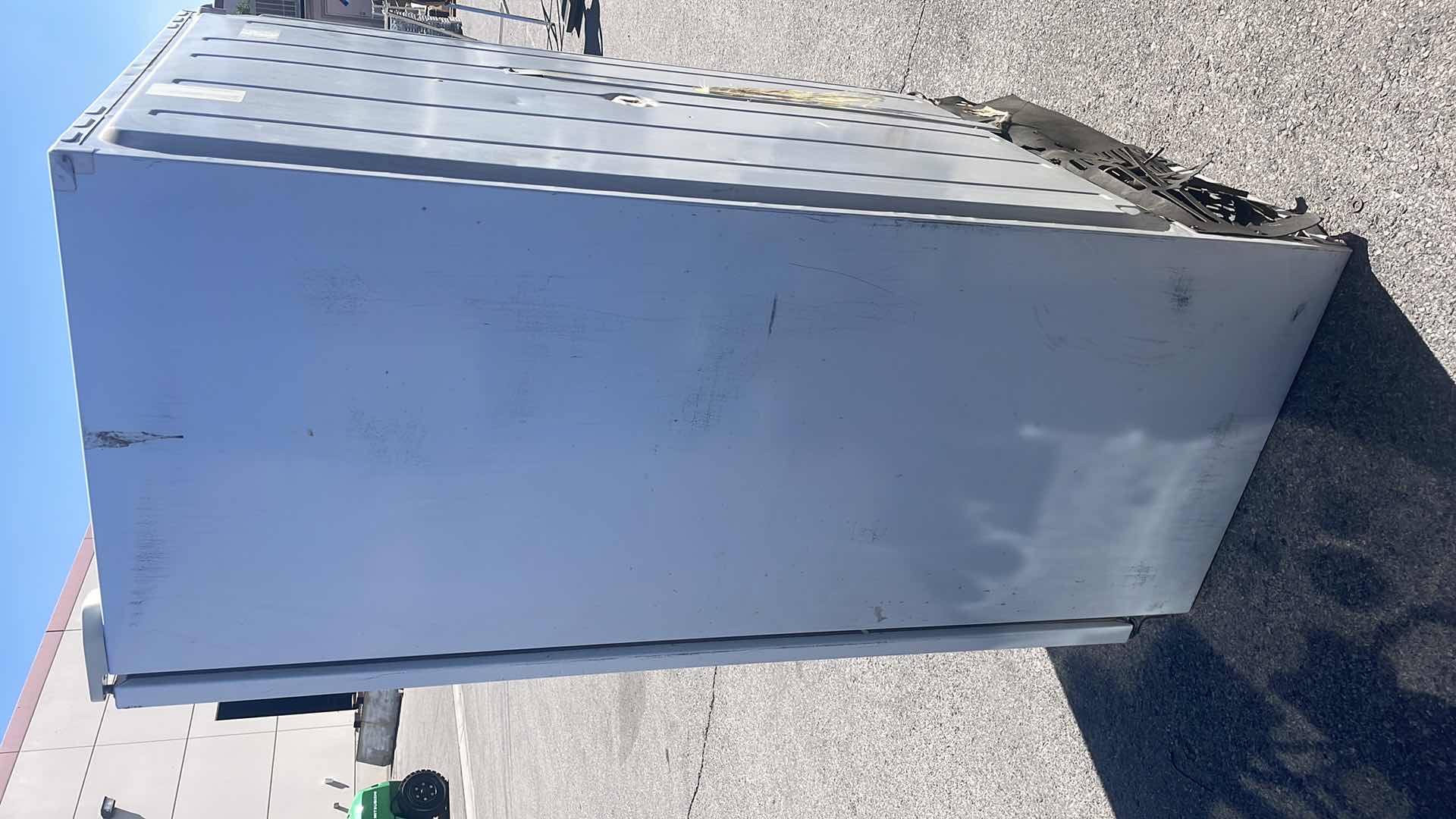 Photo 7 of GENERAL ELECTRIC 23.8 CU FT NO FROST REFRIGERATOR FREEZER MODEL TFX24Z