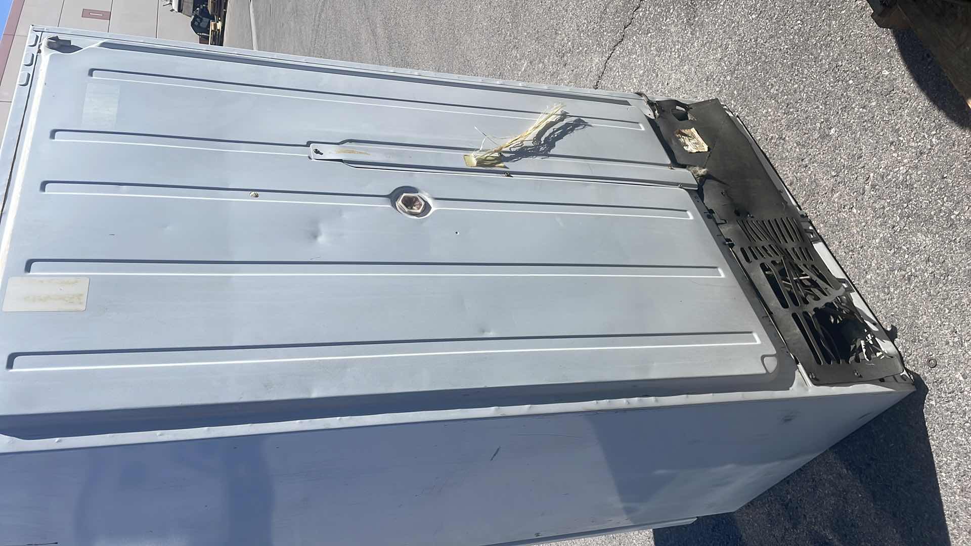 Photo 8 of GENERAL ELECTRIC 23.8 CU FT NO FROST REFRIGERATOR FREEZER MODEL TFX24Z