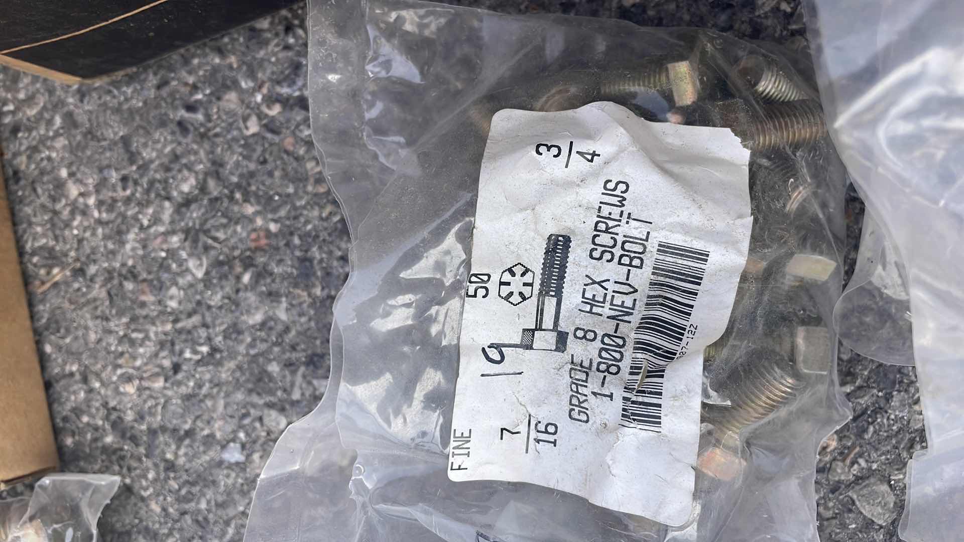 Photo 6 of VARIETY OF GRADE 8 BOLTS SEE ALL PICTURES FOR SIZES