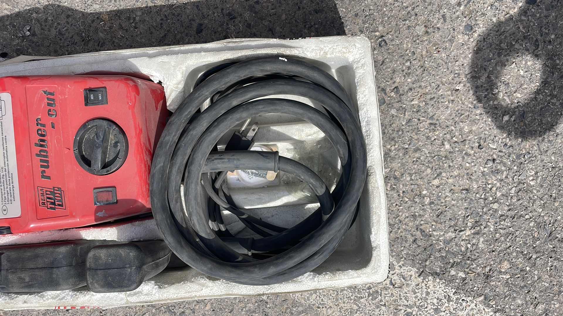 Photo 1 of TIRE CUTTER FROM REMA TIP TOP MODEL RC 400 TIRE REGROOVER