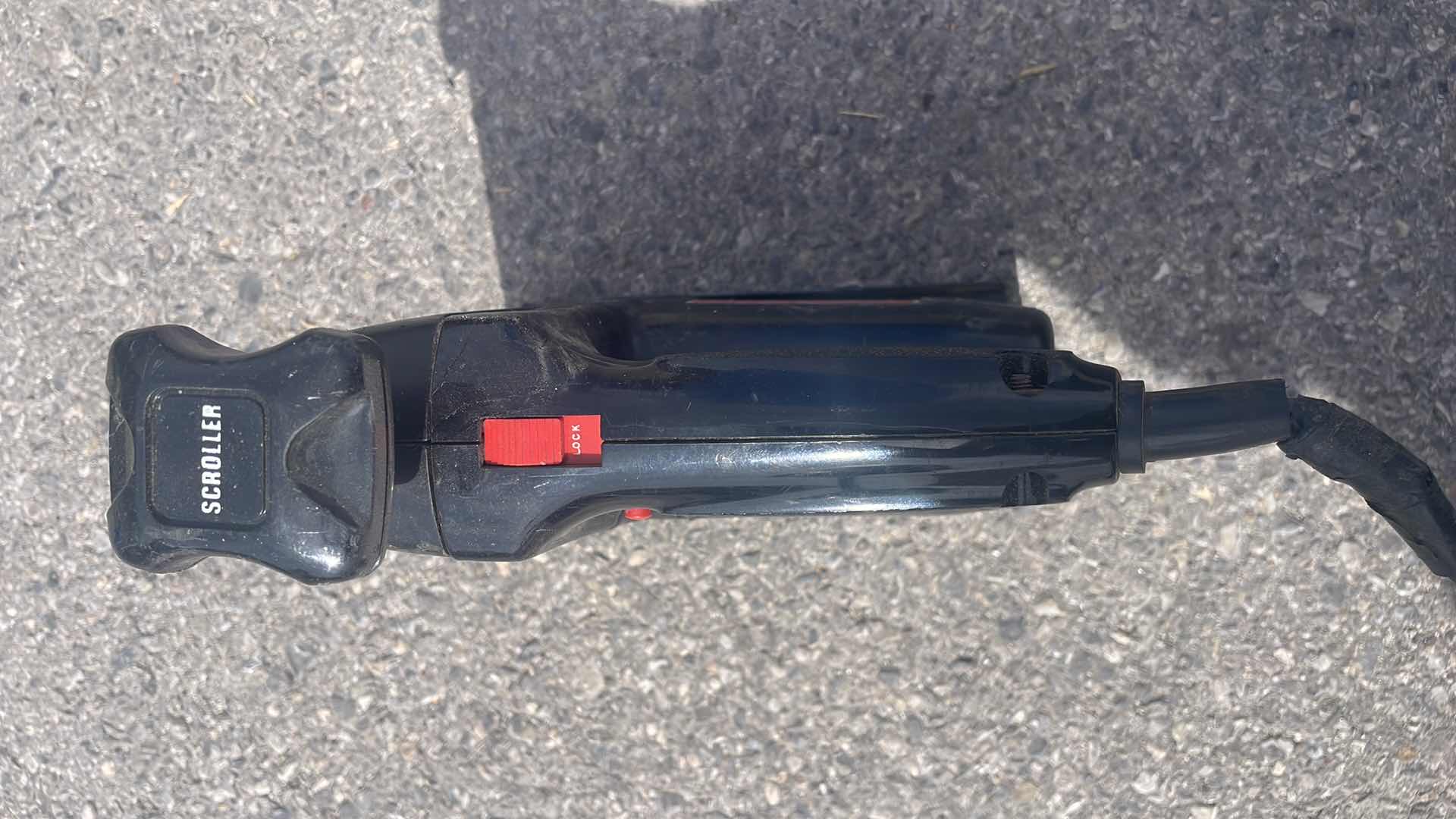 Photo 3 of CRAFTSMAN SCROLLER SAW 5/8” VARIABLE SPEED