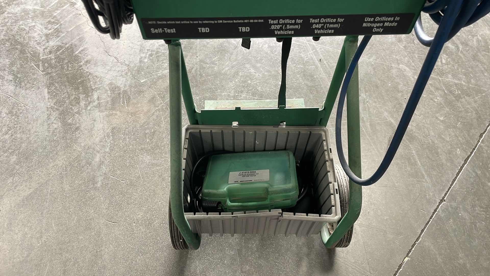 Photo 1 of KENT MOORE TOOL J-41413-200 EVAP EVAPORATIVE EMISSION SYSTEM