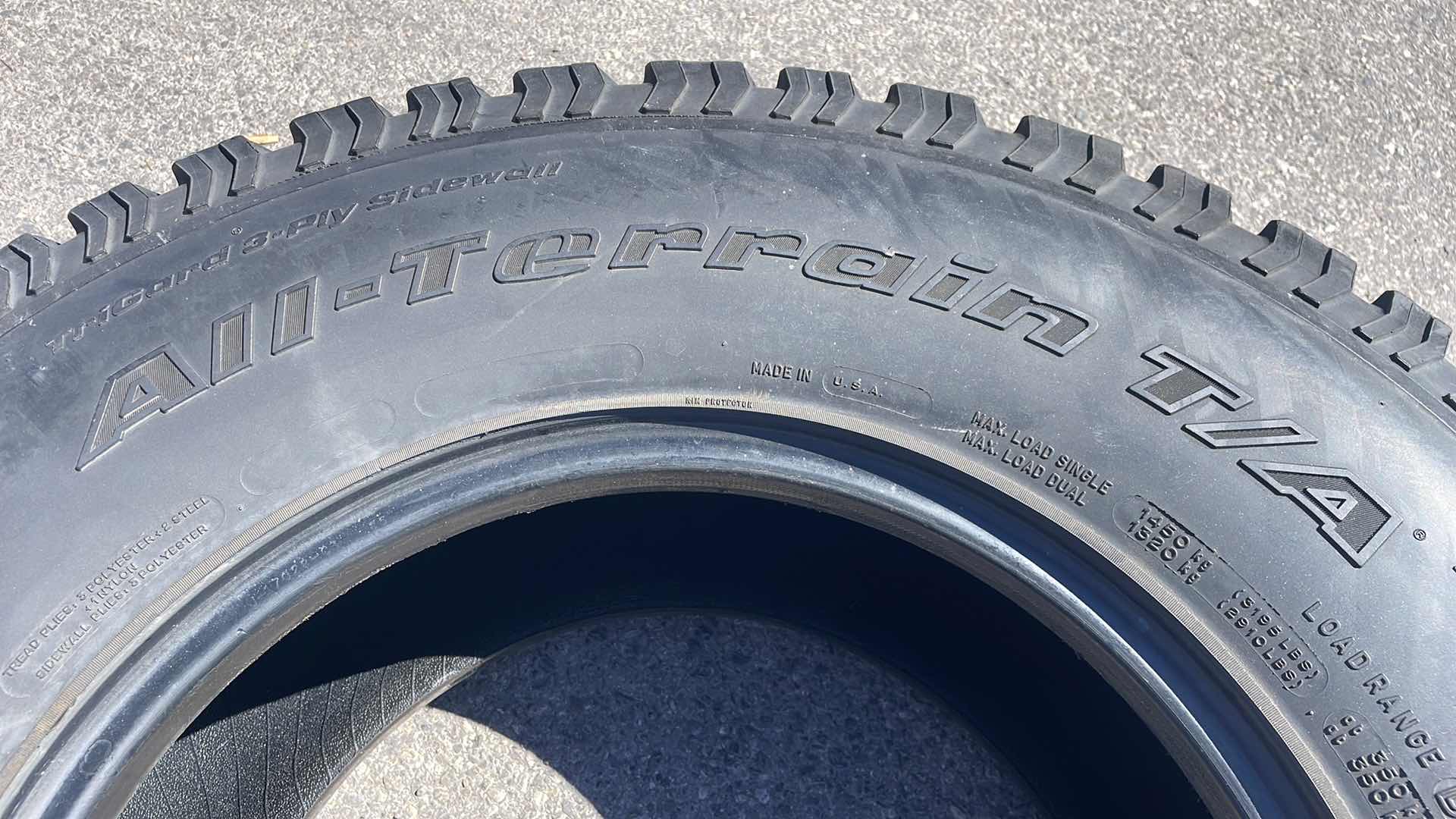 Photo 1 of BFGOODRICH LT315/70R117 ALL TERRAIN TA (2)
