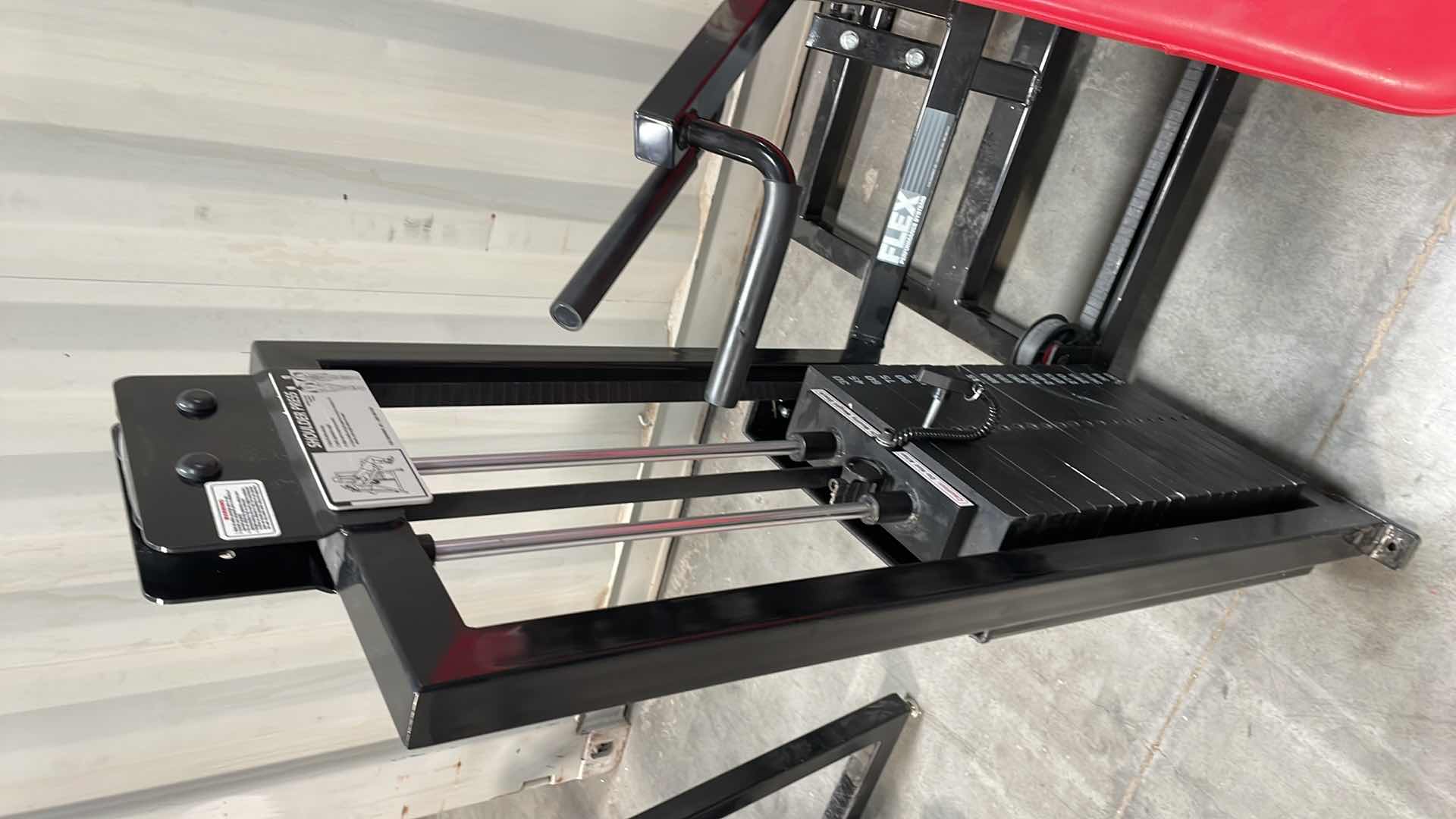 Photo 2 of FLEX FITNESS SHOULDER PRESS MACHINE