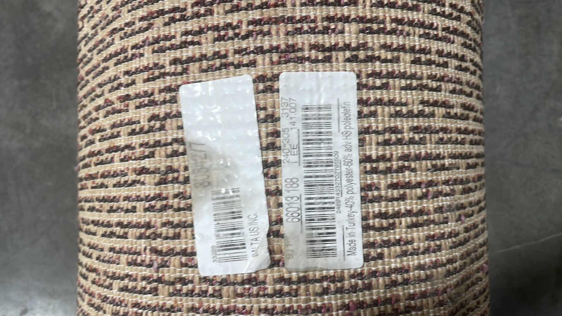 Photo 1 of 8’ x 10’ SHAGG AREA RUG