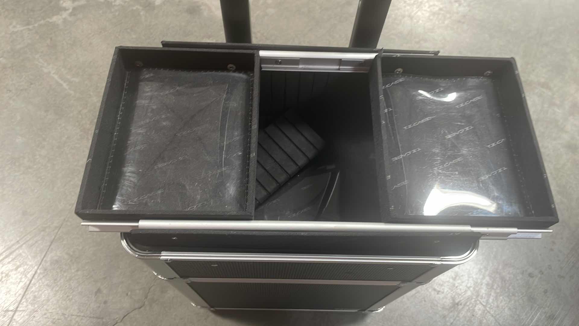 Photo 1 of TZ CASE ROLLER 12” x 17”