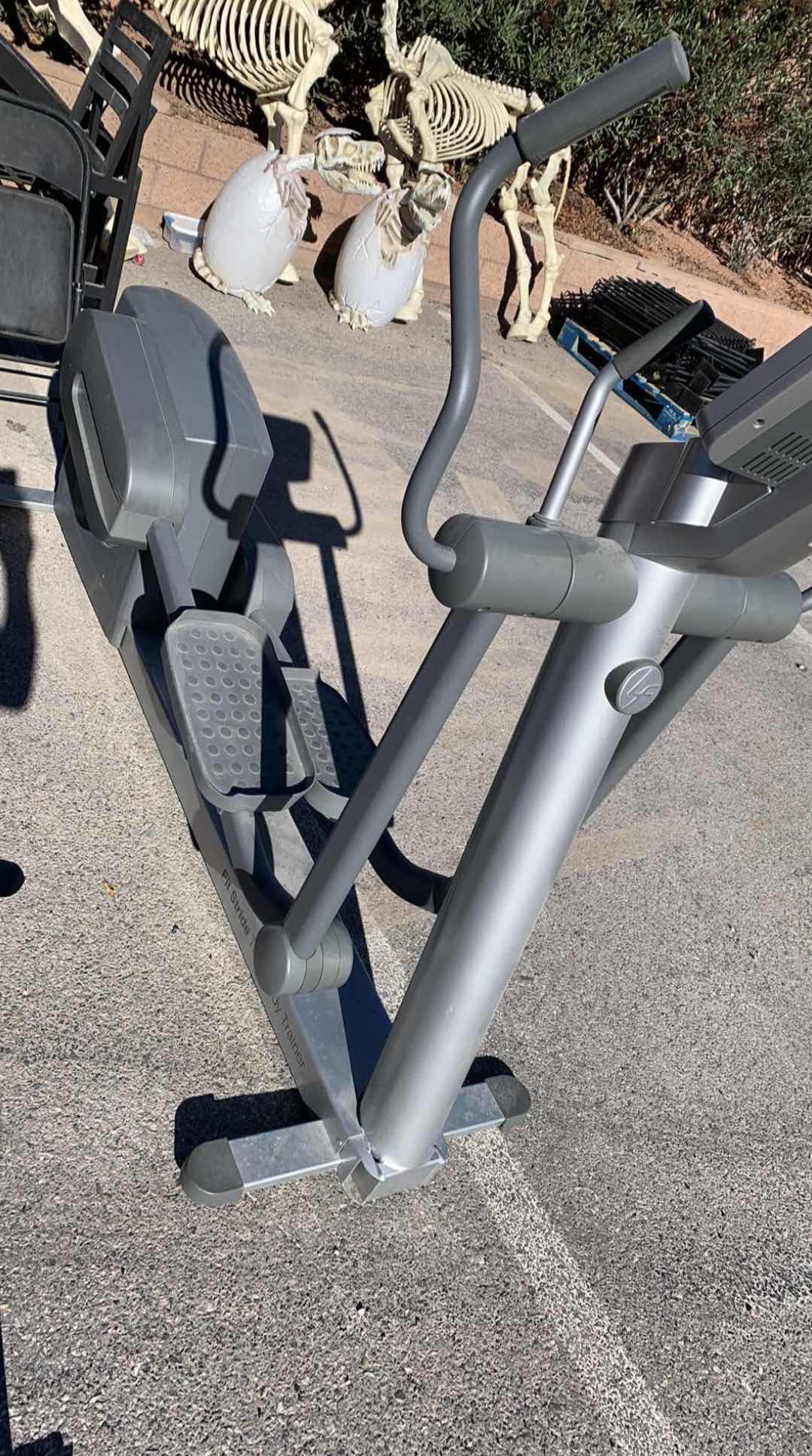 Photo 1 of LIFE FITNESS 95XI FIT STRIDE TOTAL BODY TRAINER ELLIPTICAL TRAINER