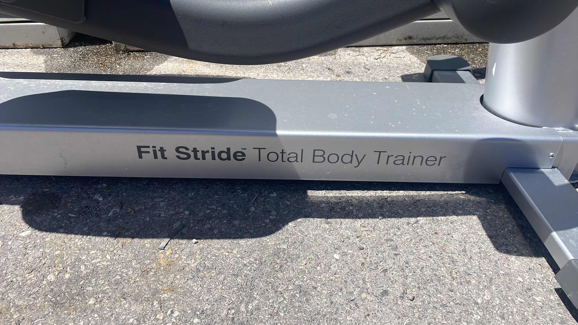 Photo 1 of LIFE FITNESS 95XI FIT STRIDE TOTAL BODY TRAINER ELLIPTICAL TRAINER